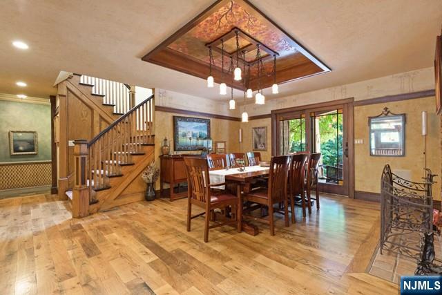 Mahwah, New Jersey, 07430, United States, 4 Bedrooms Bedrooms, ,4 BathroomsBathrooms,Residential,Pending,1993641