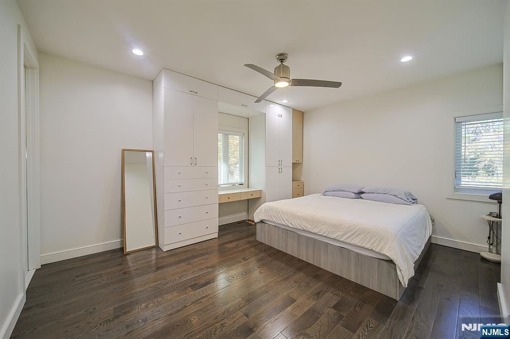 Warren, New Jersey, 07059, United States, 3 Bedrooms Bedrooms, ,5 BathroomsBathrooms,Residential,Active,1965824