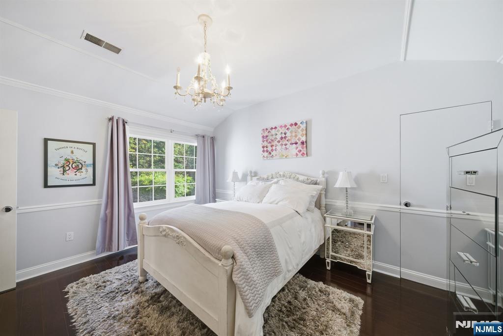 Tenafly, New Jersey, 07670, United States, 5 Bedrooms Bedrooms, ,5 BathroomsBathrooms,Residential,Active,1968424