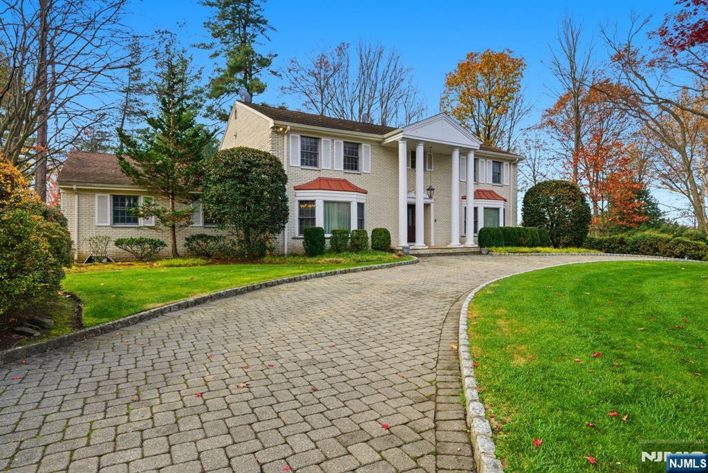 Cresskill, New Jersey, 07626, United States, 5 Bedrooms Bedrooms, ,5 BathroomsBathrooms,Residential,Active,1995264