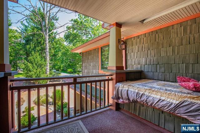 Mahwah, New Jersey, 07430, United States, 4 Bedrooms Bedrooms, ,4 BathroomsBathrooms,Residential,Pending,1993641