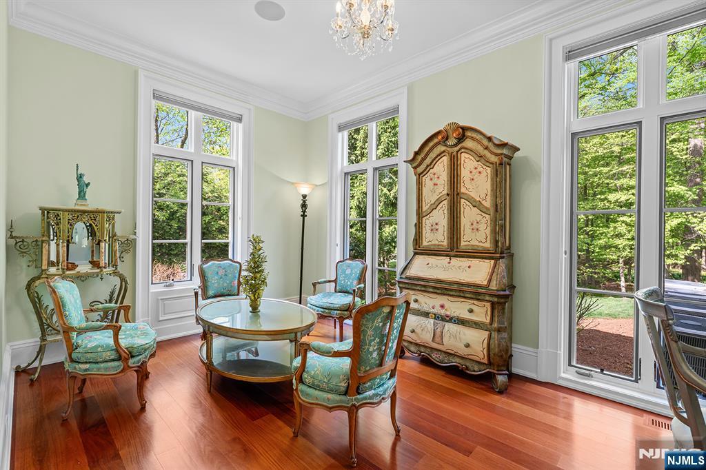 Upper Saddle River, New Jersey, 07458, United States, 6 Bedrooms Bedrooms, ,7 BathroomsBathrooms,Residential,Active,2045761