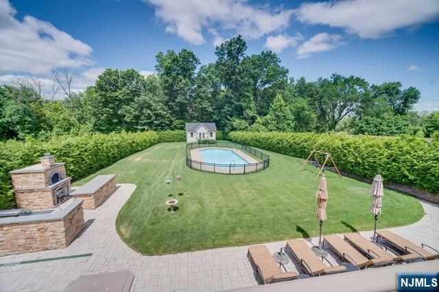 North Caldwell, New Jersey, 07006, United States, 3 Bedrooms Bedrooms, ,4 BathroomsBathrooms,Residential,Active,2008294