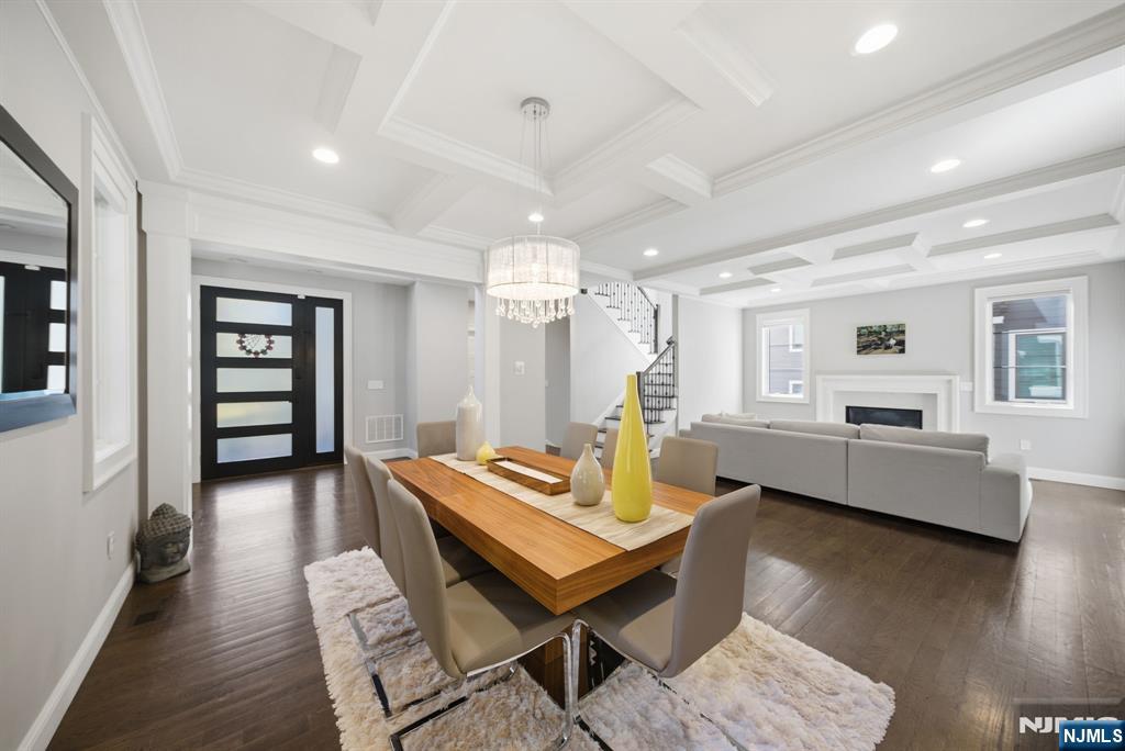 Tenafly, New Jersey, 07670, United States, 5 Bedrooms Bedrooms, ,5 BathroomsBathrooms,Residential,Active,1970990