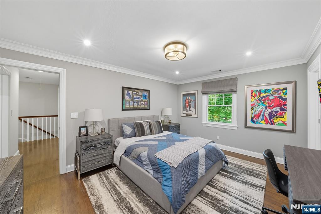 Tenafly, New Jersey, 07670, United States, 5 Bedrooms Bedrooms, ,7 BathroomsBathrooms,Residential,Active,1963399