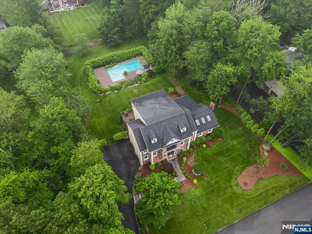 Upper Saddle River, New Jersey, 07458, United States, 4 Bedrooms Bedrooms, ,5 BathroomsBathrooms,Residential,Active,1964462