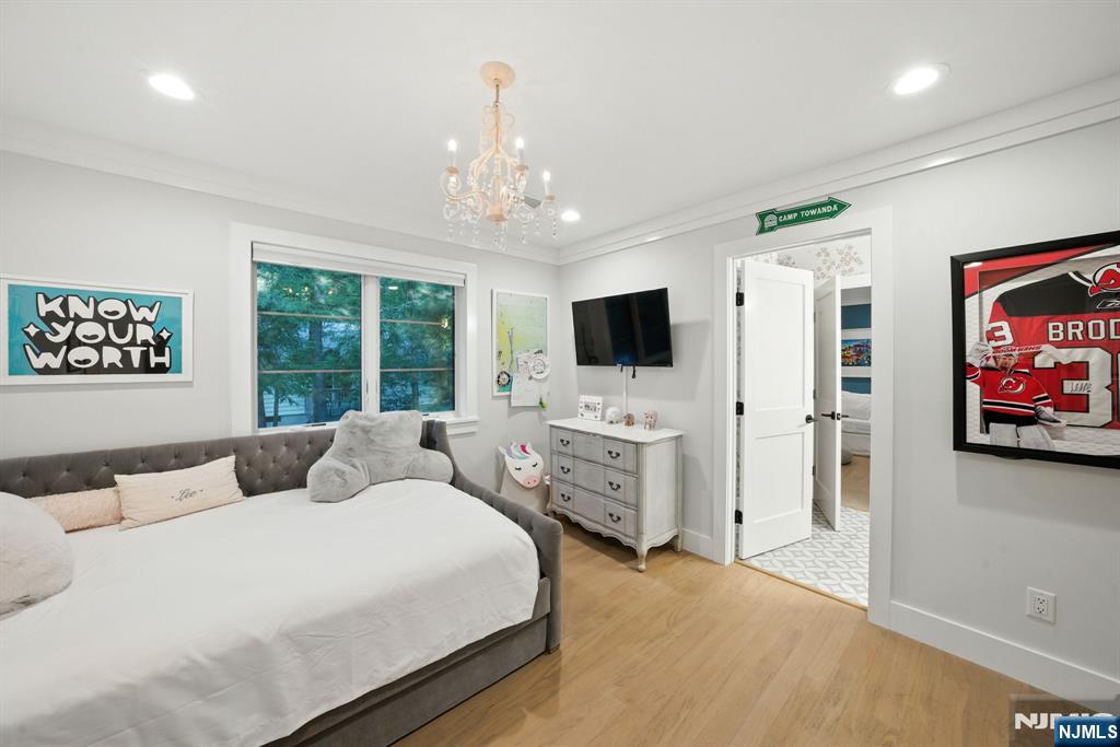 Cresskill, New Jersey, 07626, United States, 5 Bedrooms Bedrooms, ,5 BathroomsBathrooms,Residential,Active,1929433