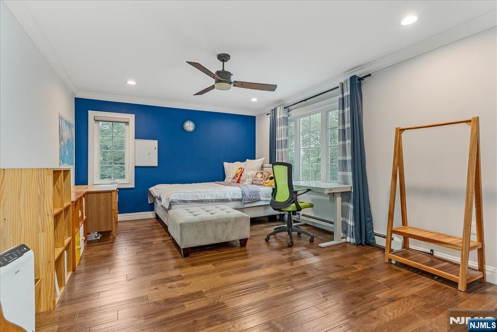 Upper Saddle River, New Jersey, 07458, United States, 4 Bedrooms Bedrooms, ,5 BathroomsBathrooms,Residential,Active,1964462