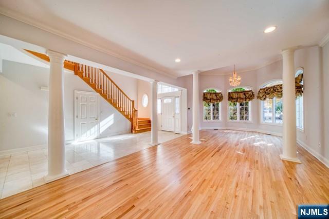 Englewood Cliffs, New Jersey, 07632, United States, 5 Bedrooms Bedrooms, ,5 BathroomsBathrooms,Residential,Active,2051981