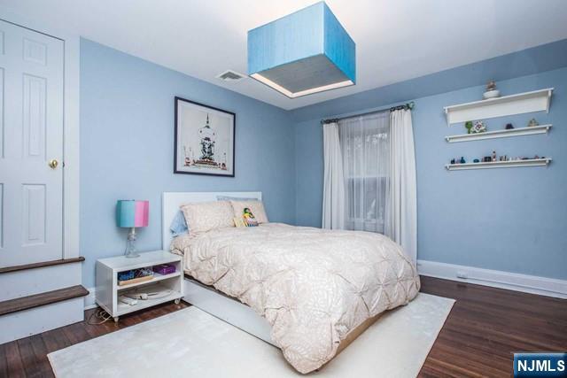 Tenafly, New Jersey, 07670, United States, 4 Bedrooms Bedrooms, ,4 BathroomsBathrooms,Residential,Active,2010150