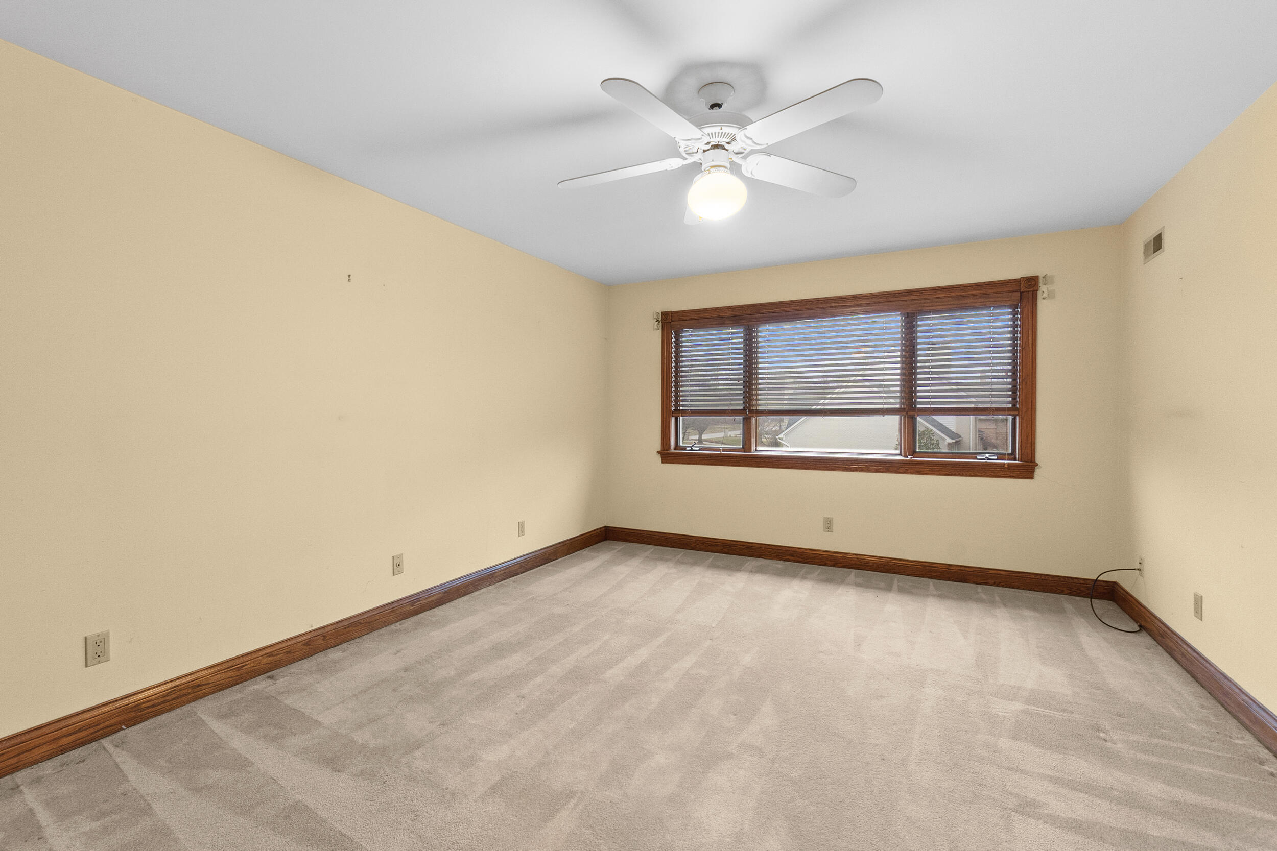 Fort Mitchell, Kentucky, 41017, United States, 6 Bedrooms Bedrooms, ,10 BathroomsBathrooms,Residential,Active,2010907