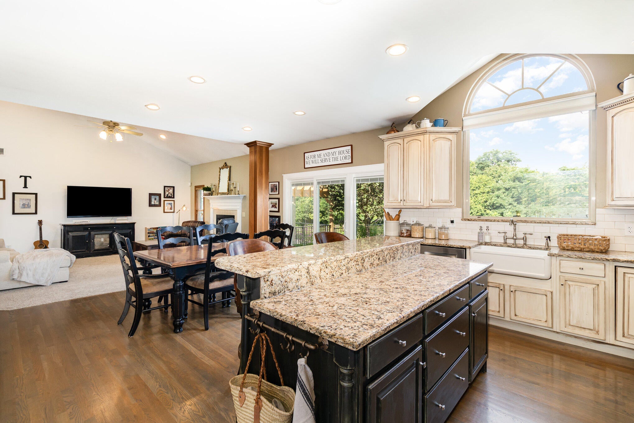 Verona, Kentucky, 41092, United States, 4 Bedrooms Bedrooms, ,3 BathroomsBathrooms,Residential,Active,1926912