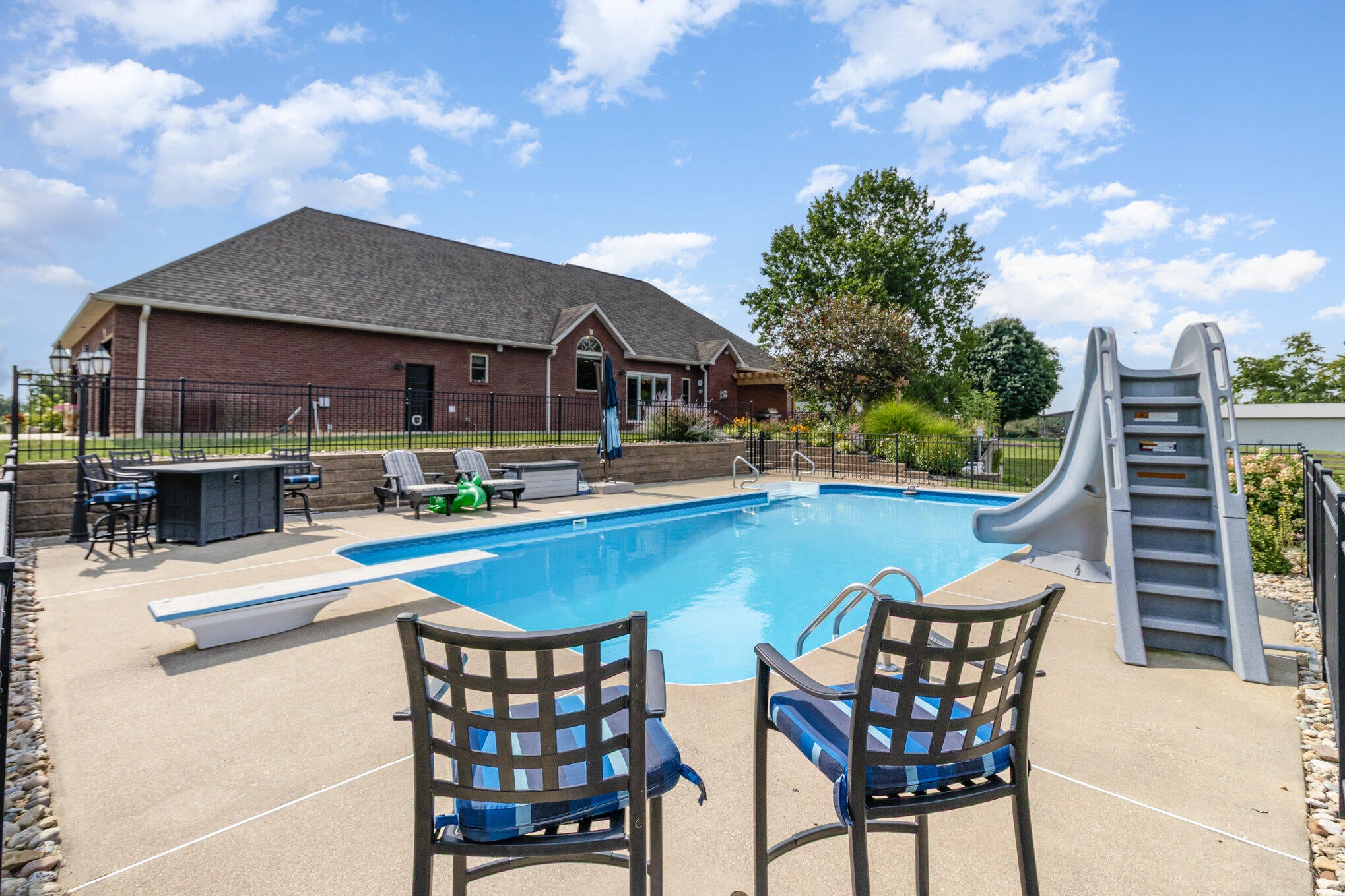 Verona, Kentucky, 41092, United States, 4 Bedrooms Bedrooms, ,3 BathroomsBathrooms,Residential,Active,1926912