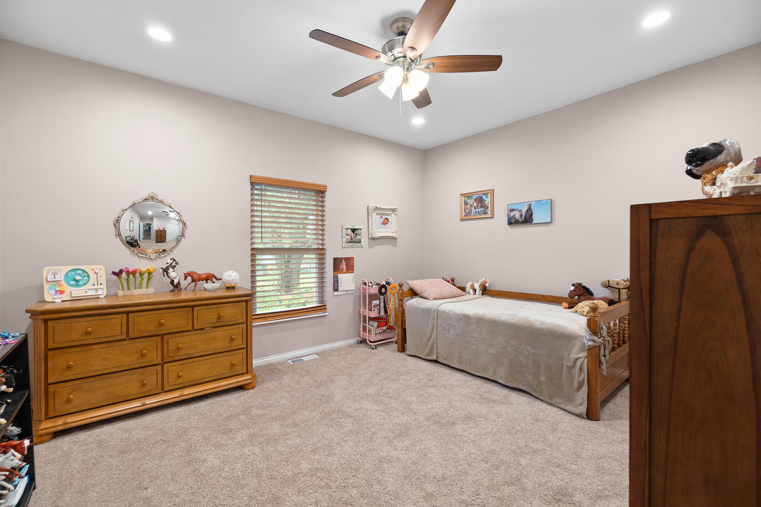 Verona, Kentucky, 41092, United States, 4 Bedrooms Bedrooms, ,3 BathroomsBathrooms,Residential,Active,1926912