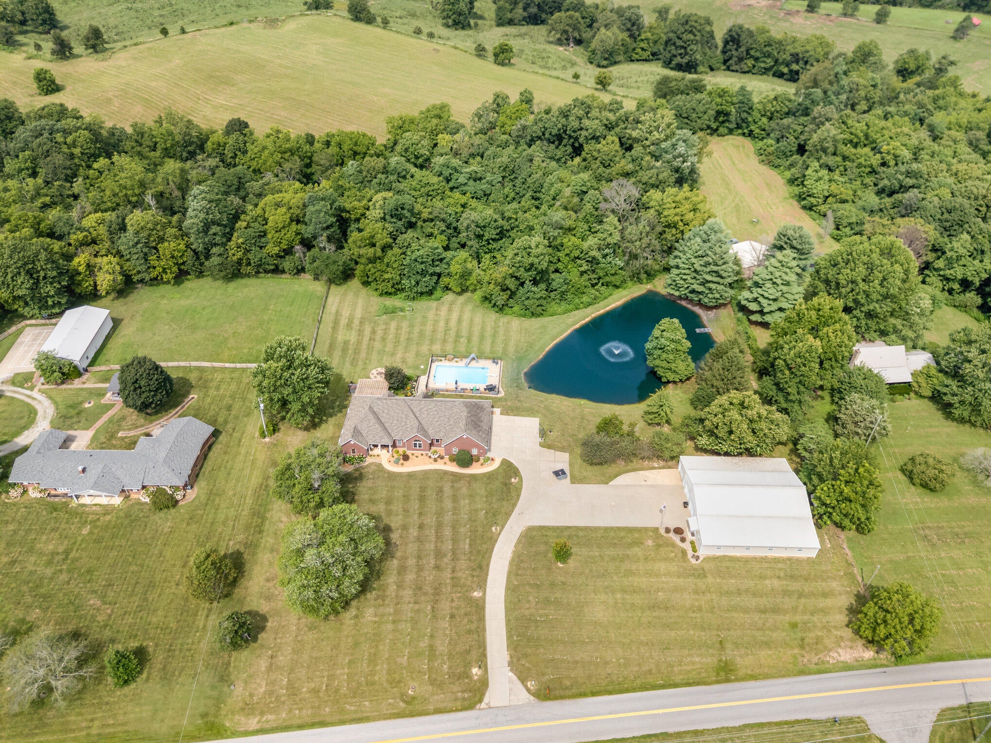 Verona, Kentucky, 41092, United States, 4 Bedrooms Bedrooms, ,3 BathroomsBathrooms,Residential,Active,1926912