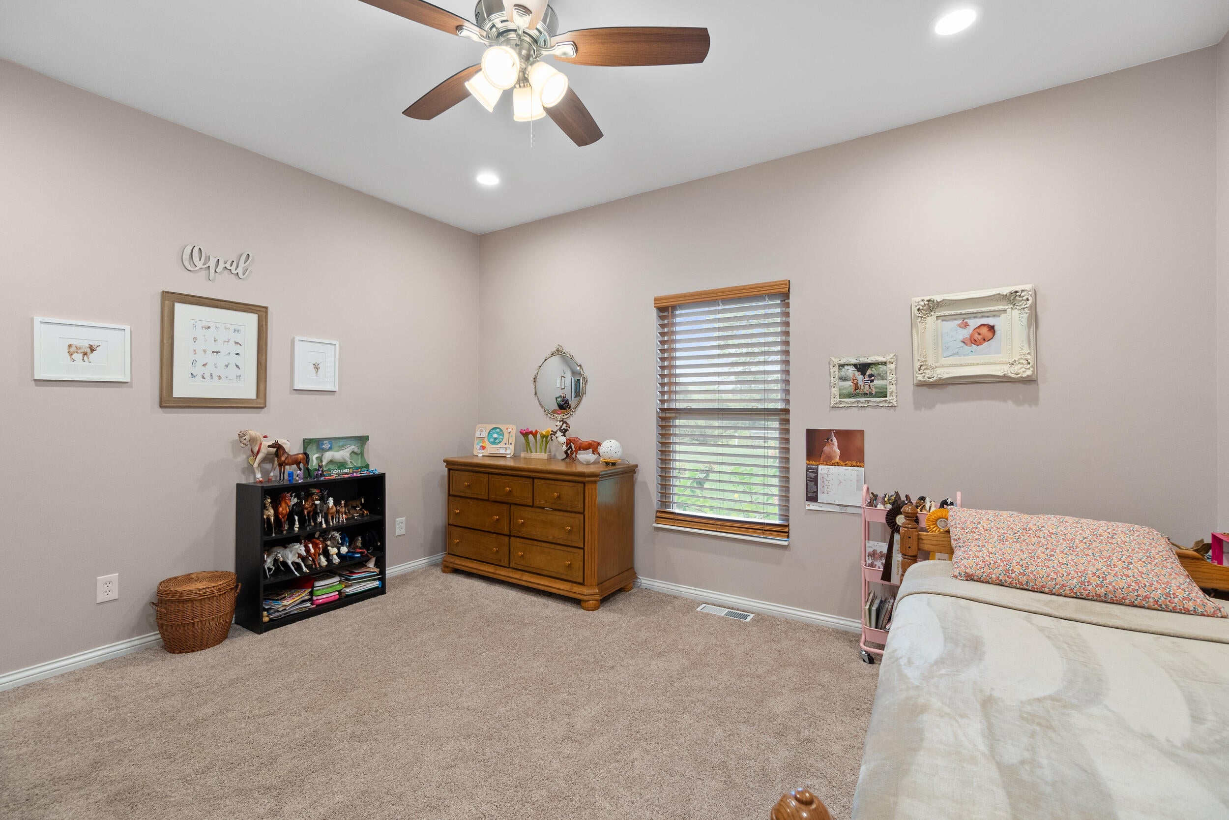 Verona, Kentucky, 41092, United States, 4 Bedrooms Bedrooms, ,3 BathroomsBathrooms,Residential,Active,1926912