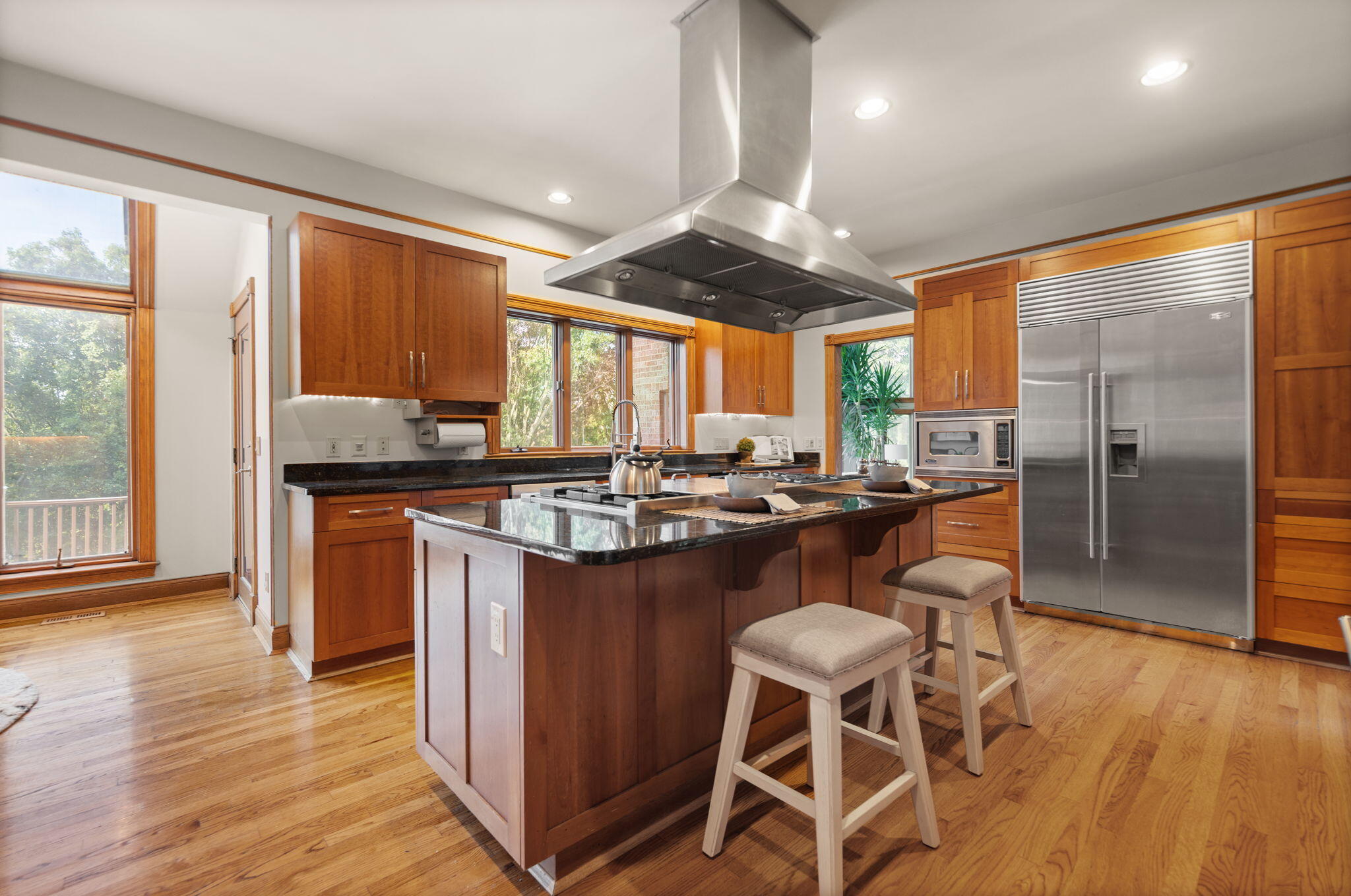 Fort Mitchell, Kentucky, 41017, United States, 6 Bedrooms Bedrooms, ,10 BathroomsBathrooms,Residential,Active,2010907