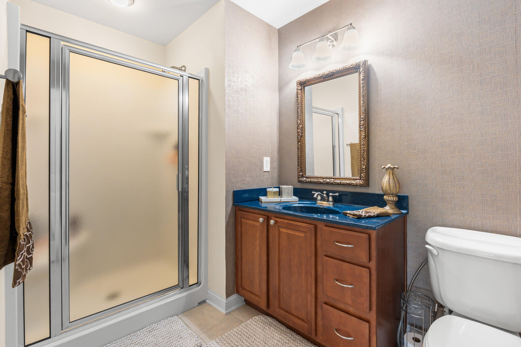 Villa Hills, Kentucky, 41017, United States, 5 Bedrooms Bedrooms, ,8 BathroomsBathrooms,Residential,Active,2011436