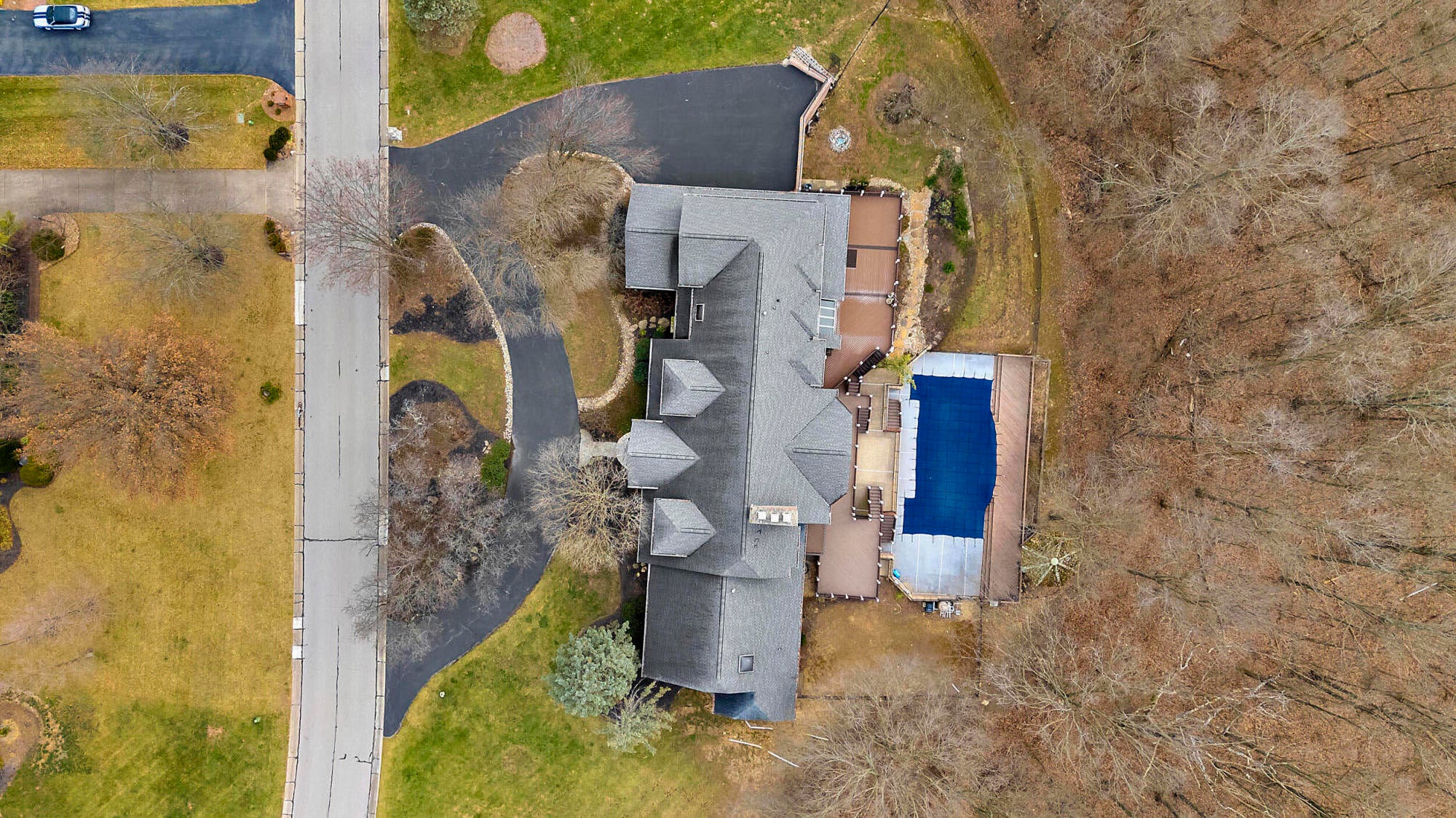 Fort Mitchell, Kentucky, 41017, United States, 6 Bedrooms Bedrooms, ,10 BathroomsBathrooms,Residential,Active,2010907