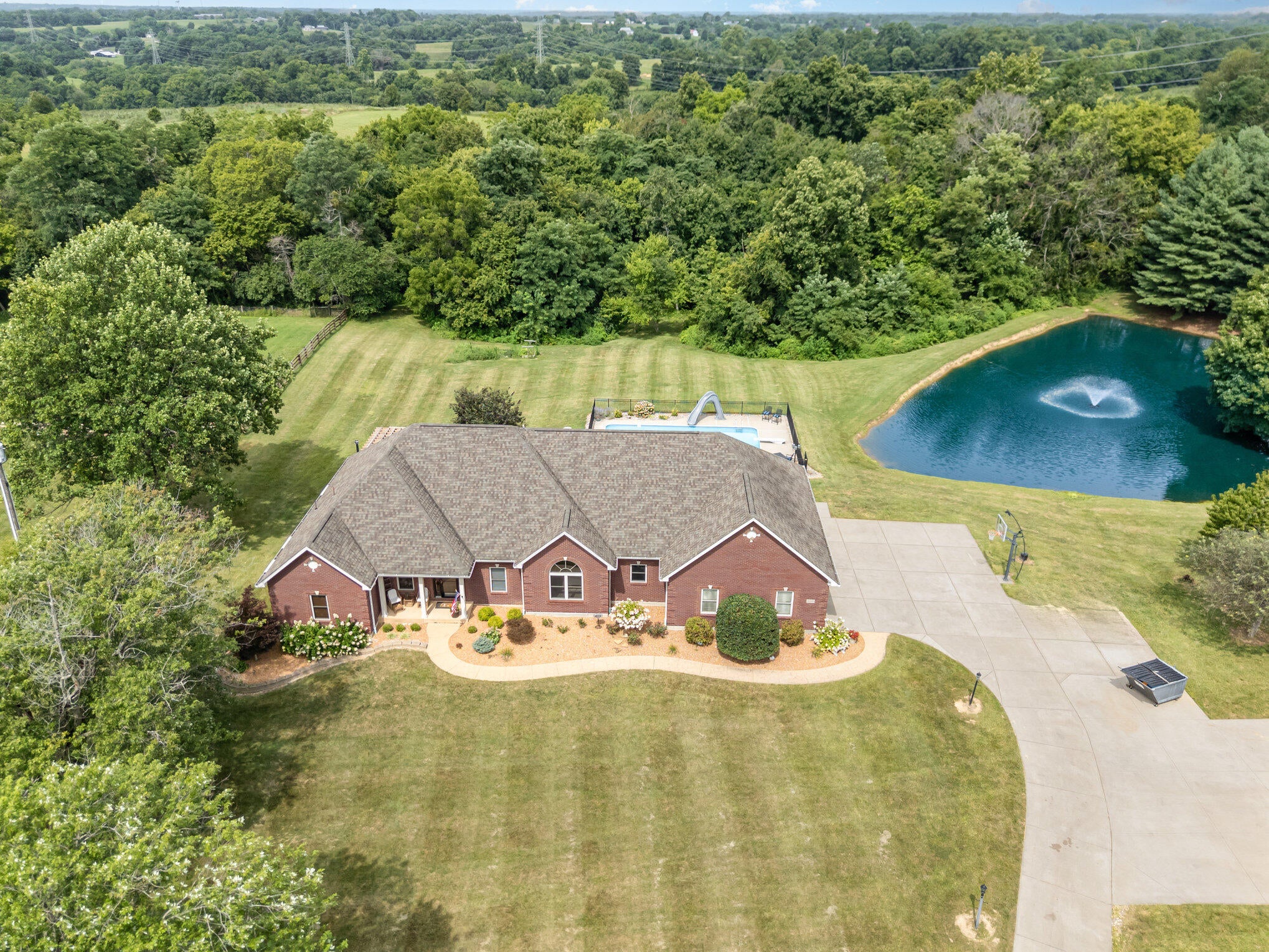 Verona, Kentucky, 41092, United States, 4 Bedrooms Bedrooms, ,3 BathroomsBathrooms,Residential,Active,1926912