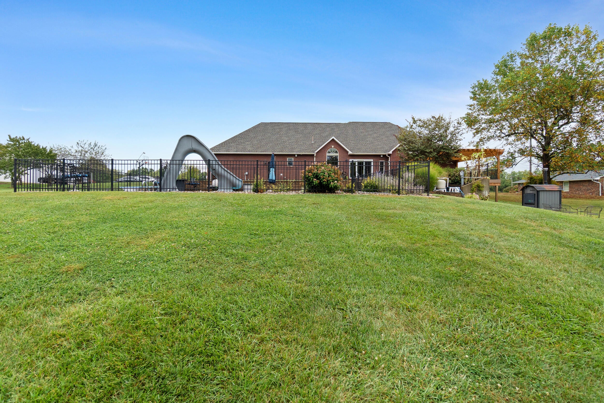 Verona, Kentucky, 41092, United States, 4 Bedrooms Bedrooms, ,3 BathroomsBathrooms,Residential,Active,1926912