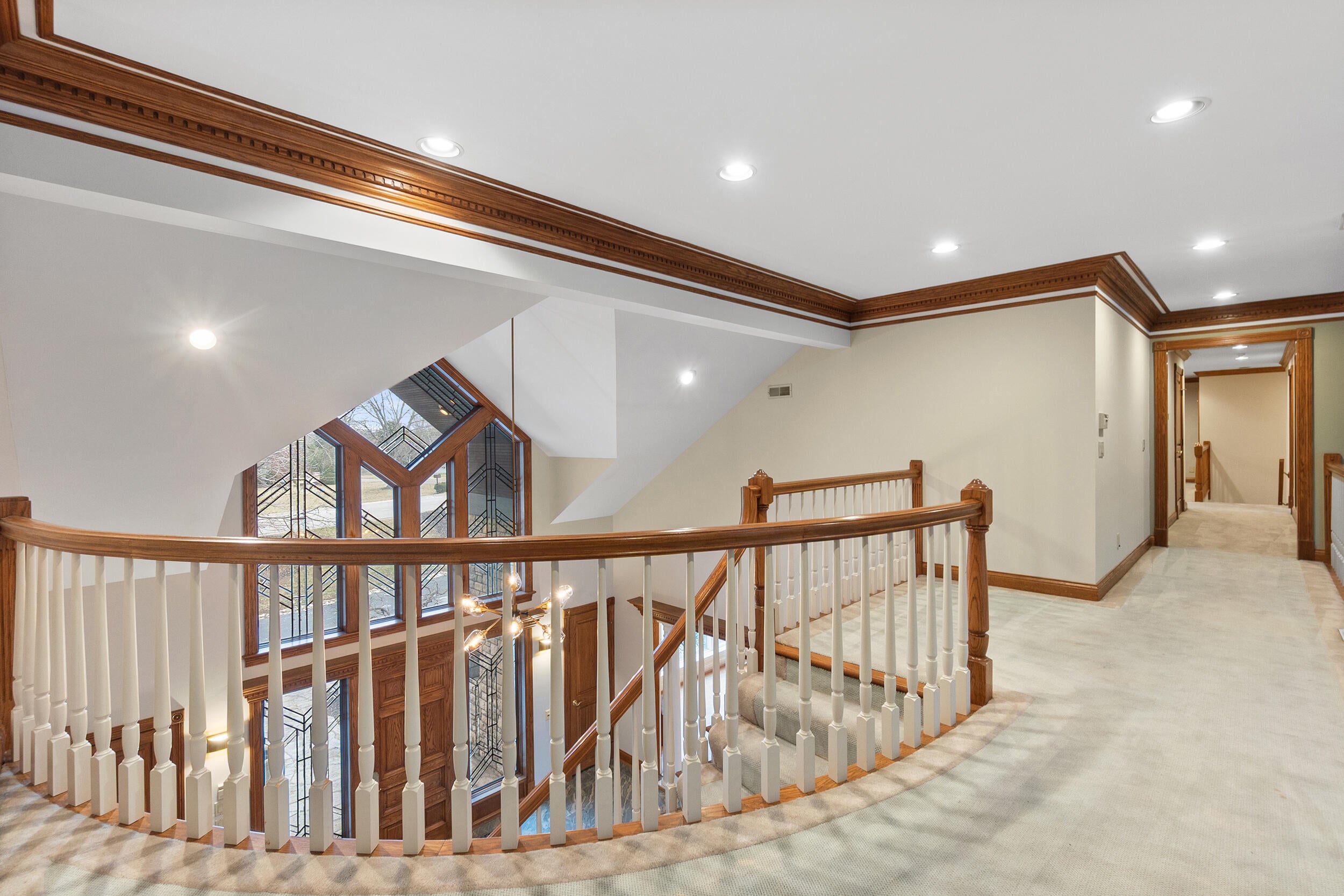 Fort Mitchell, Kentucky, 41017, United States, 6 Bedrooms Bedrooms, ,10 BathroomsBathrooms,Residential,Active,2010907