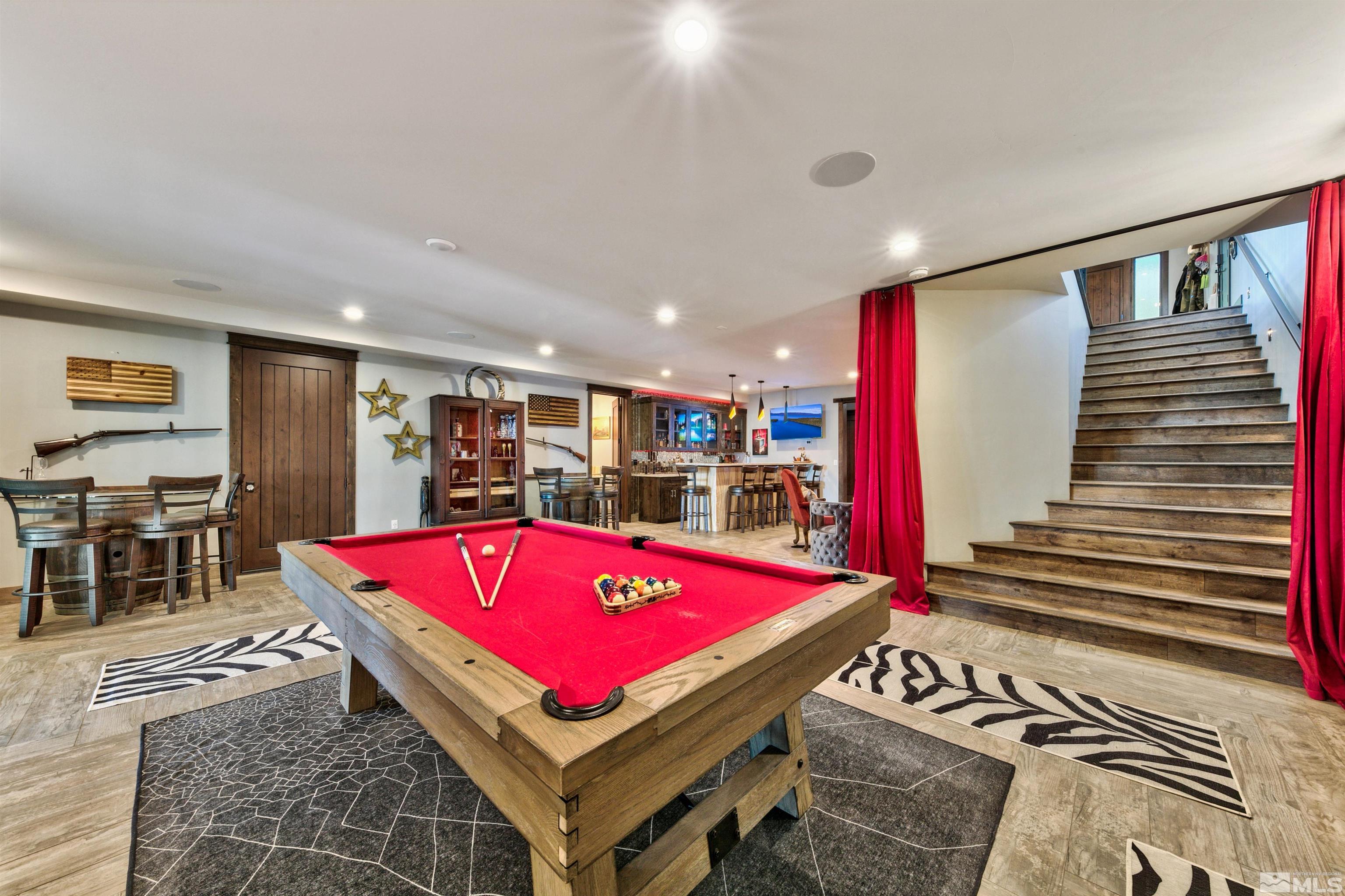 Gardnerville, Nevada, 89460, United States, ,8 BathroomsBathrooms,Residential,Active,1806576