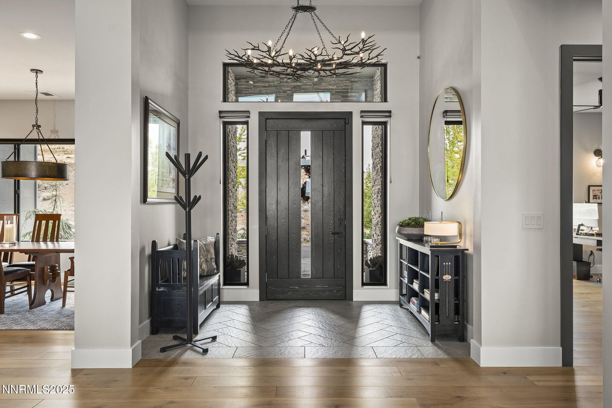 Sparks, Nevada, 89436, United States, 5 Bedrooms Bedrooms, ,4 BathroomsBathrooms,Residential,Active,1942357