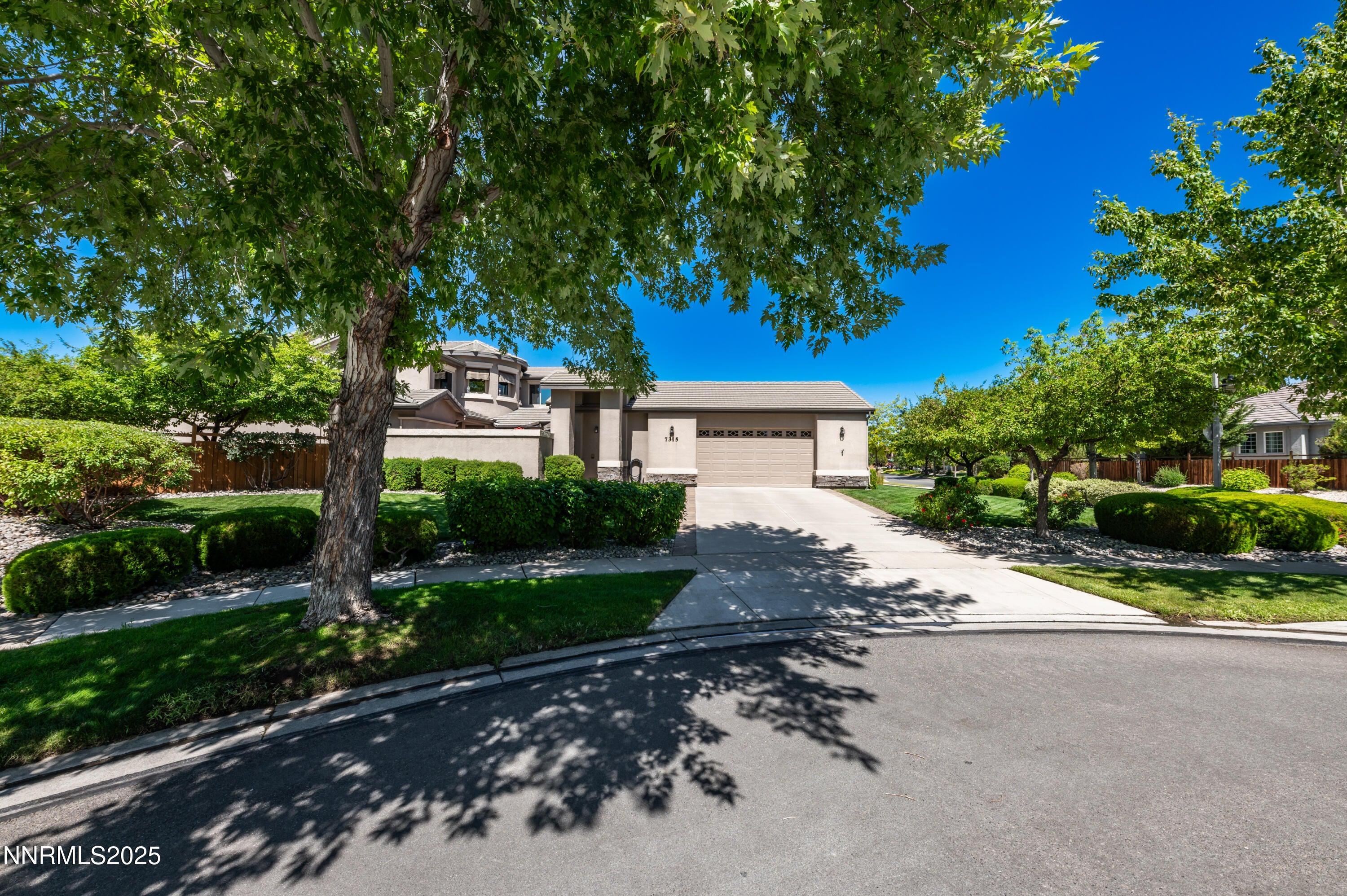 Sparks, Nevada, 89436, United States, 4 Bedrooms Bedrooms, ,4 BathroomsBathrooms,Residential,Contingent,2012893