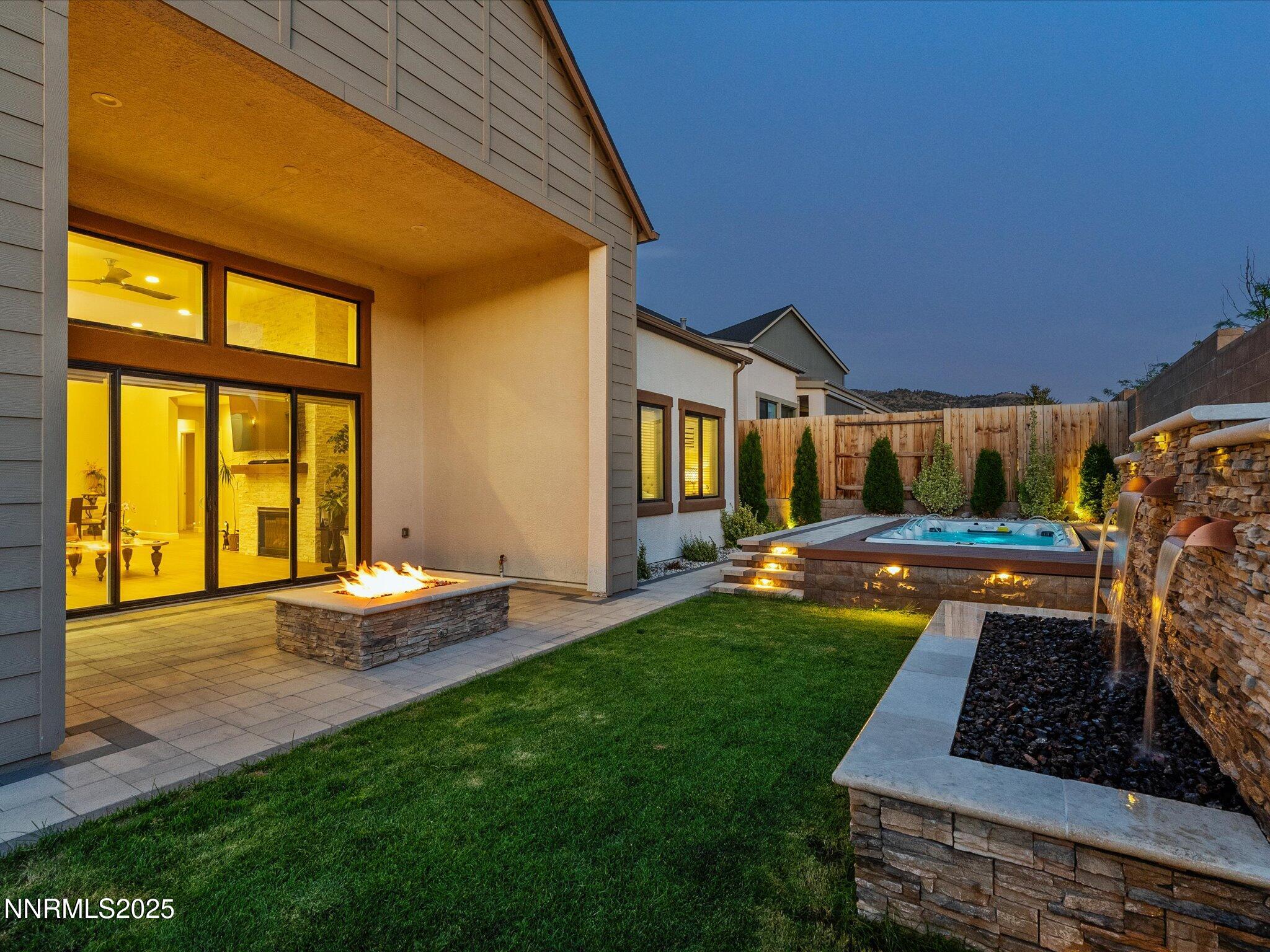 Reno, Nevada, 89521, United States, 3 Bedrooms Bedrooms, ,4 BathroomsBathrooms,Residential,Active,1884971