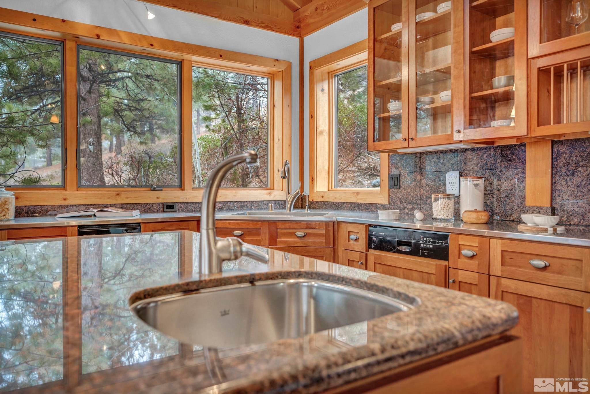 Reno, Nevada, 89511, United States, ,4 BathroomsBathrooms,Residential,Active,1701990