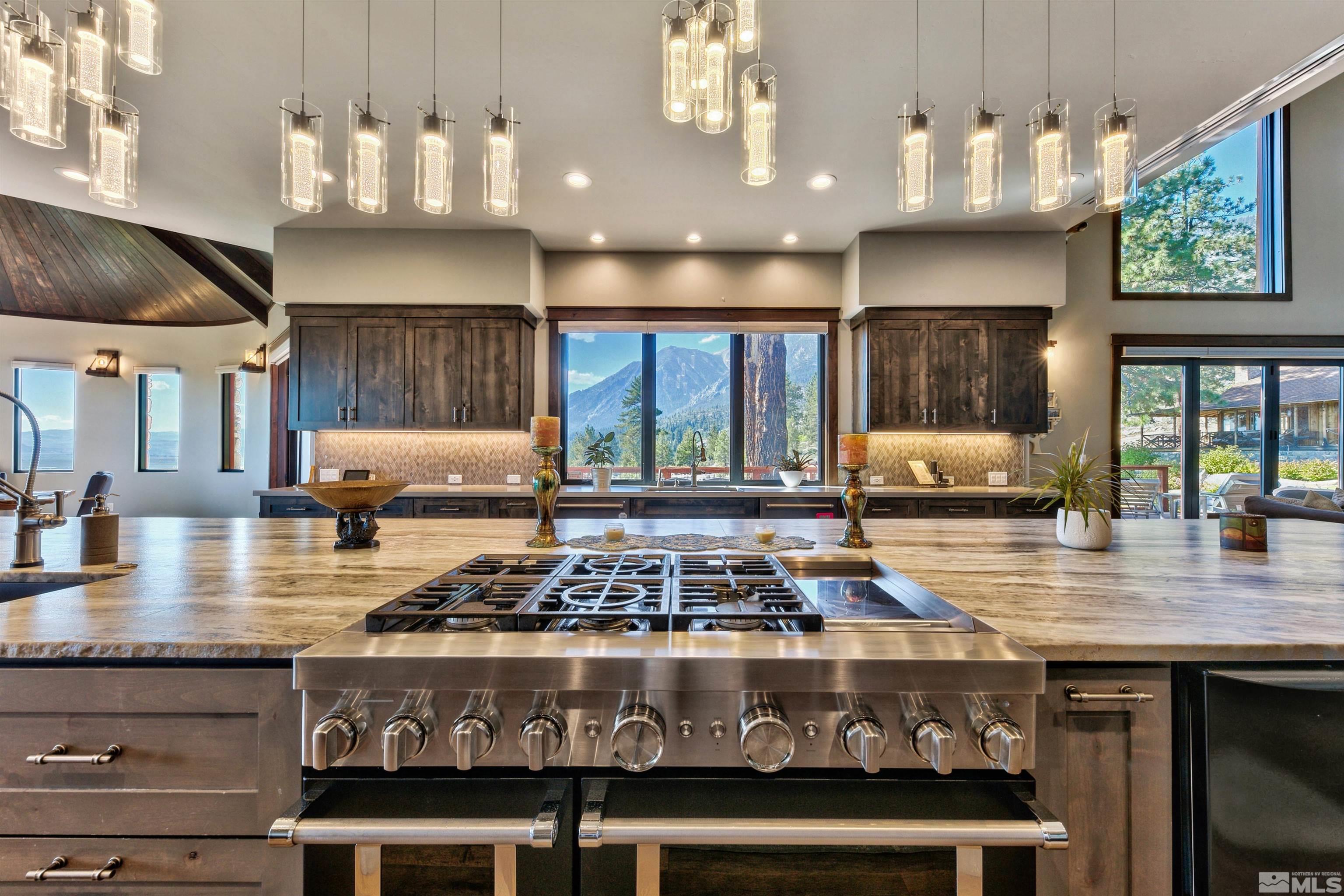 Gardnerville, Nevada, 89460, United States, ,8 BathroomsBathrooms,Residential,Active,1806576