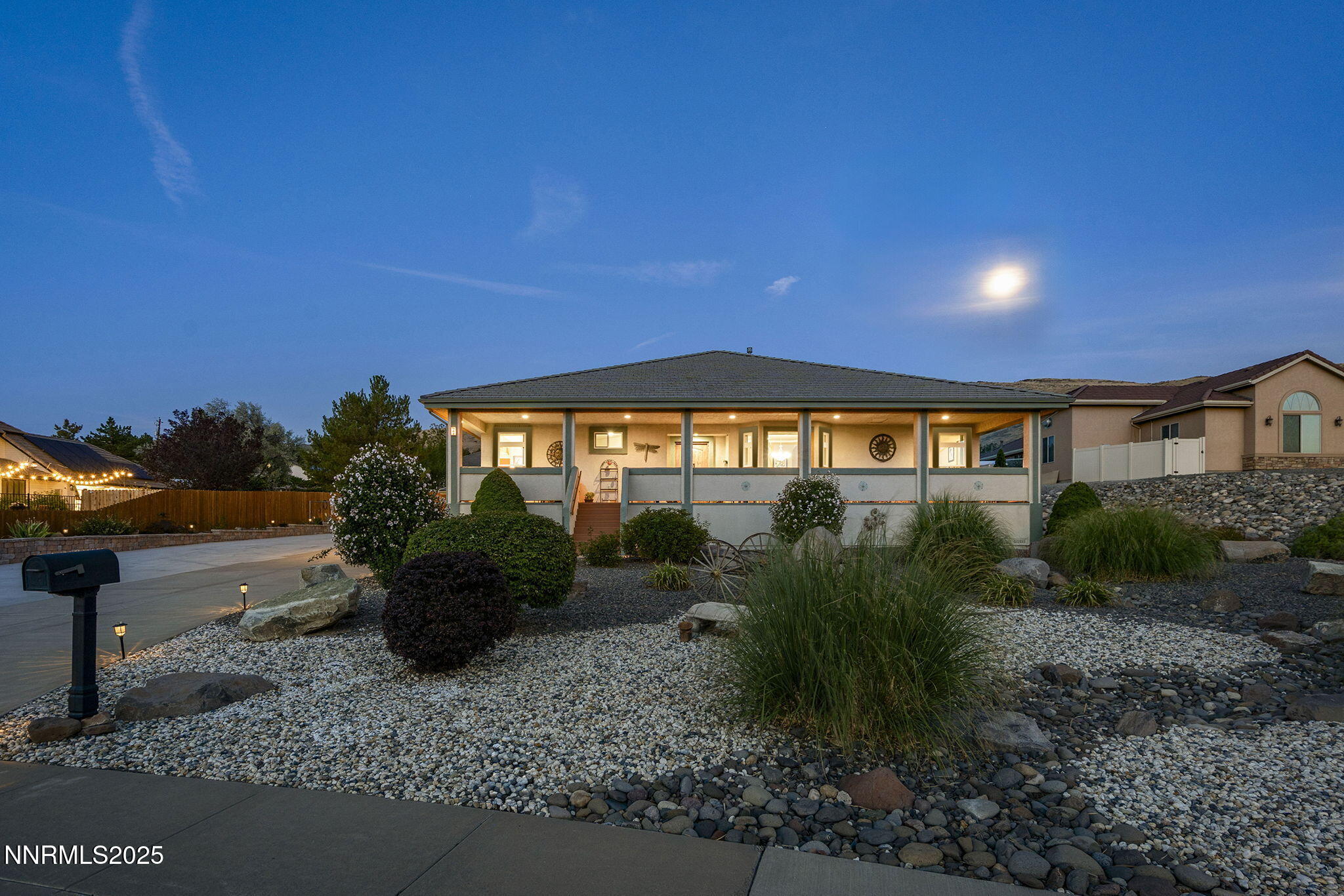 Sparks, Nevada, 89434, United States, 4 Bedrooms Bedrooms, ,4 BathroomsBathrooms,Residential,Active,1936450
