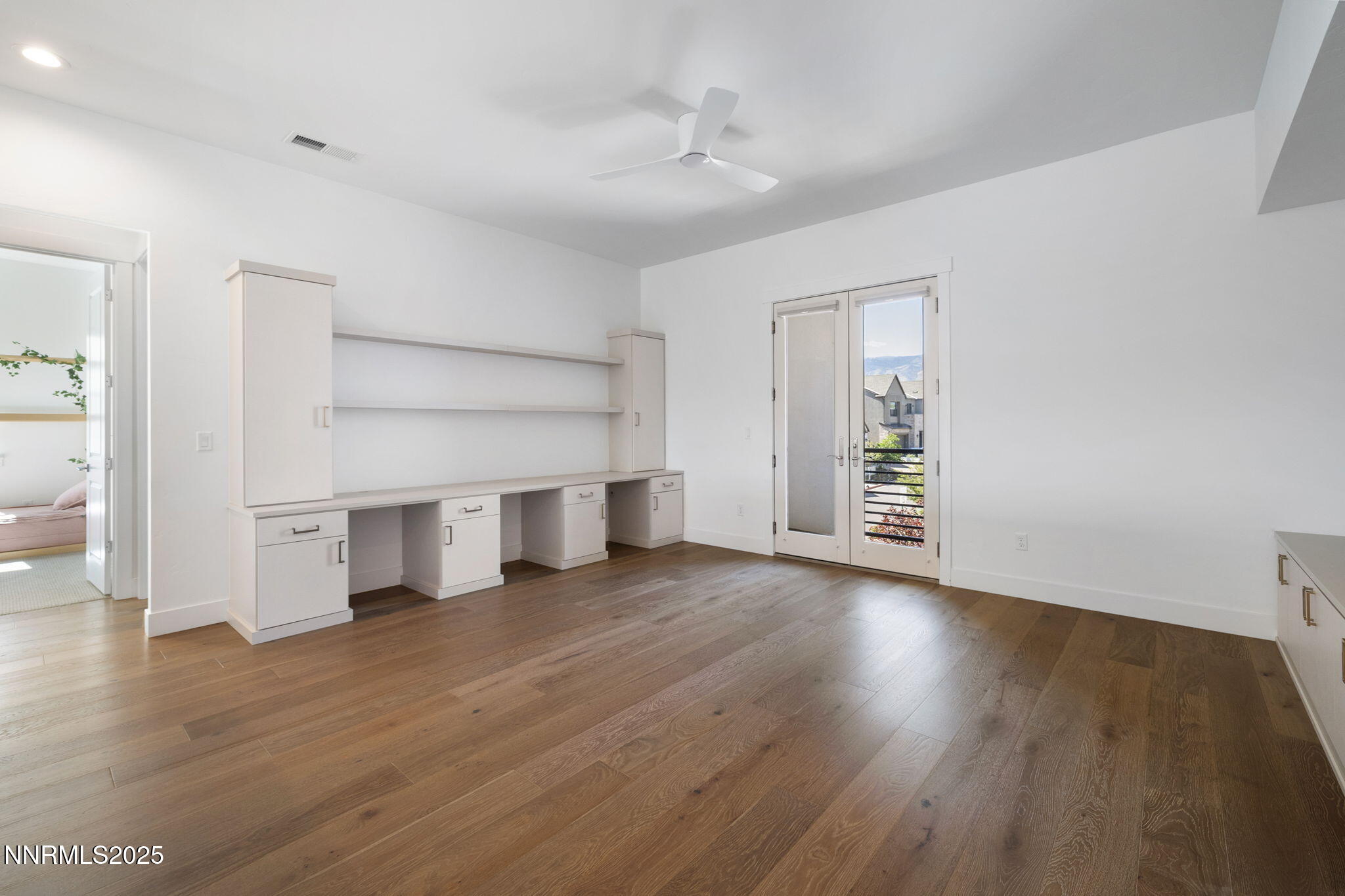 Reno, Nevada, 89511, United States, 5 Bedrooms Bedrooms, ,6 BathroomsBathrooms,Residential,Active,1952287