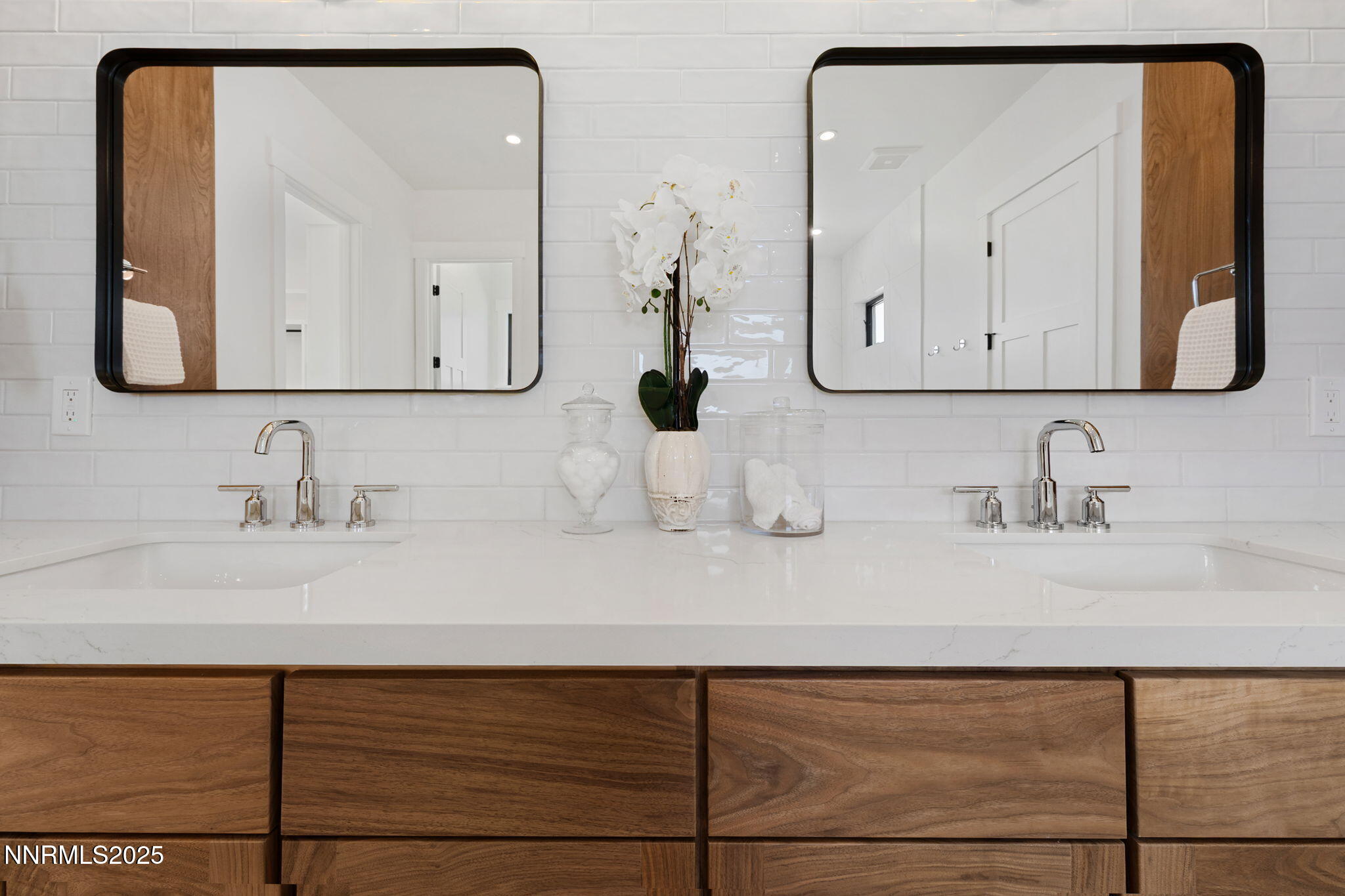 Gardnerville, Nevada, 89410, United States, 4 Bedrooms Bedrooms, ,4 BathroomsBathrooms,Residential,Active,1880001