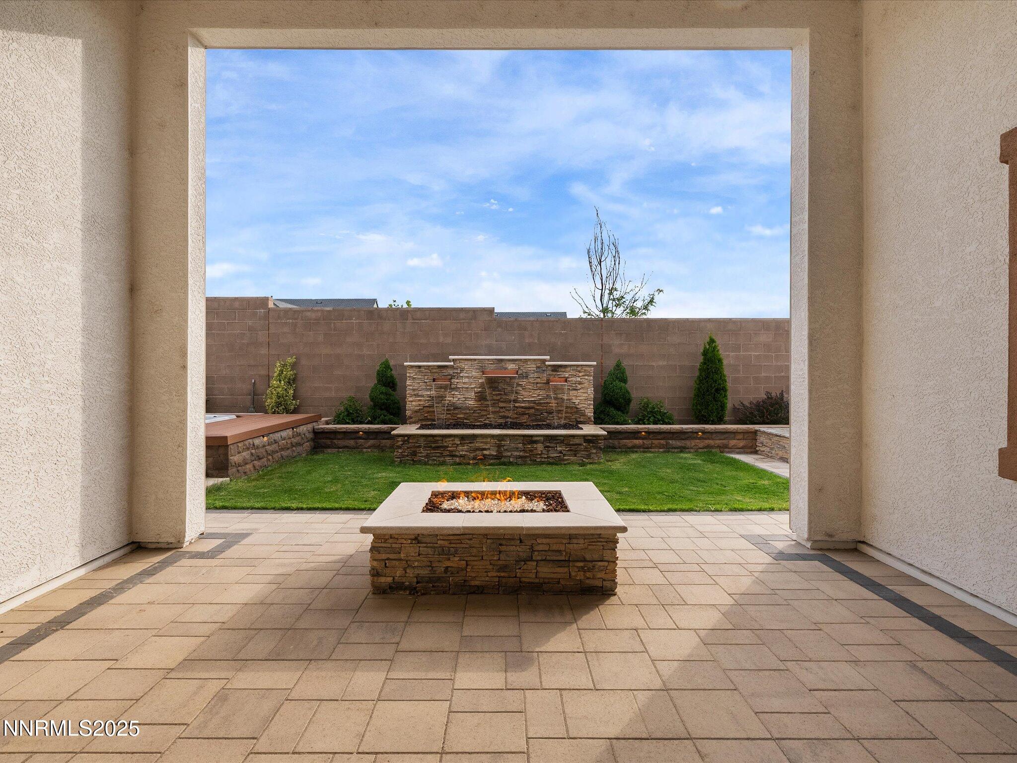 Reno, Nevada, 89521, United States, 3 Bedrooms Bedrooms, ,4 BathroomsBathrooms,Residential,Active,1884971