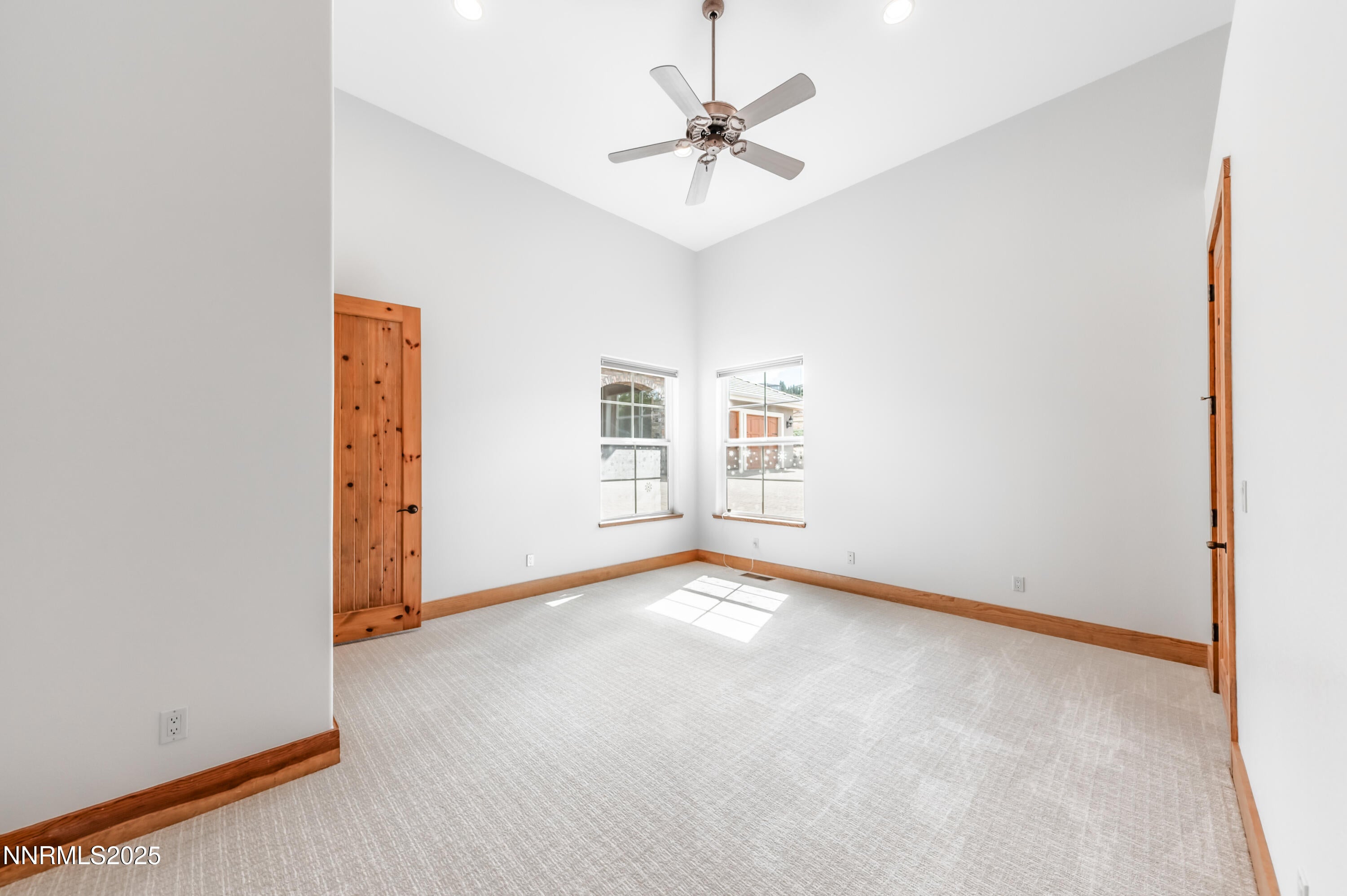 Reno, Nevada, 89511, United States, 4 Bedrooms Bedrooms, ,5 BathroomsBathrooms,Residential,Active,1909076