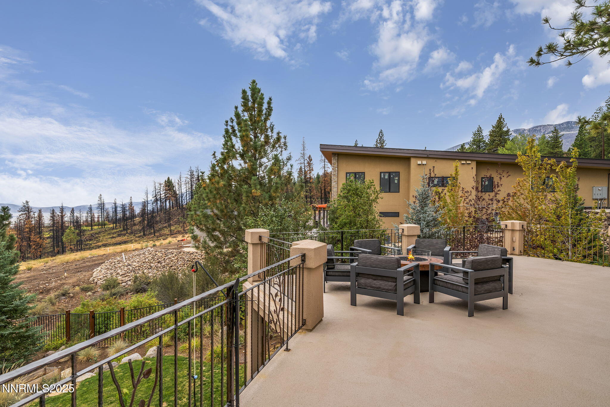 Reno, Nevada, 89511, United States, 4 Bedrooms Bedrooms, ,5 BathroomsBathrooms,Residential,Active,1929458