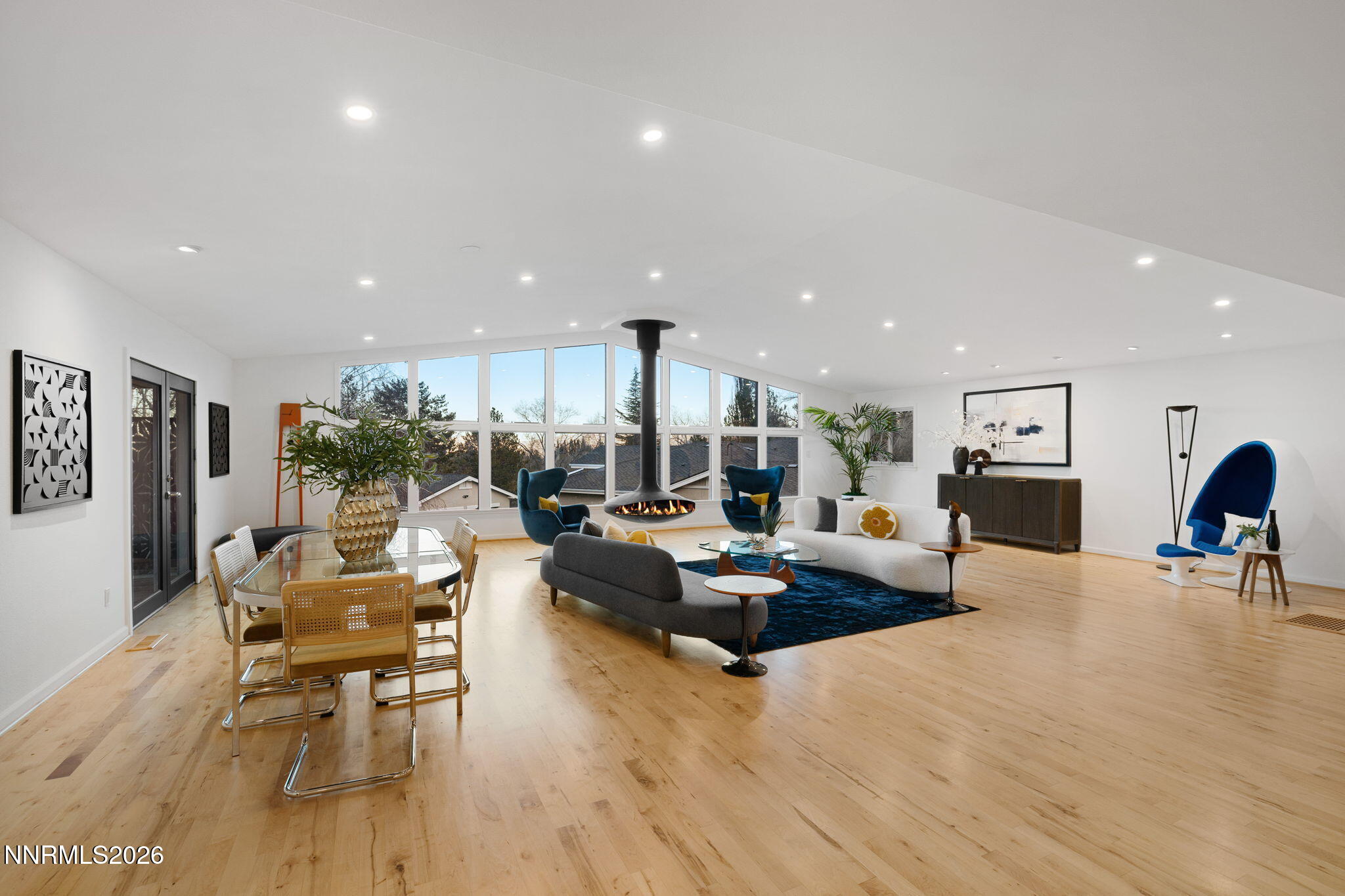 Reno, Nevada, 89519, United States, 4 Bedrooms Bedrooms, ,4 BathroomsBathrooms,Residential,Active,1952499