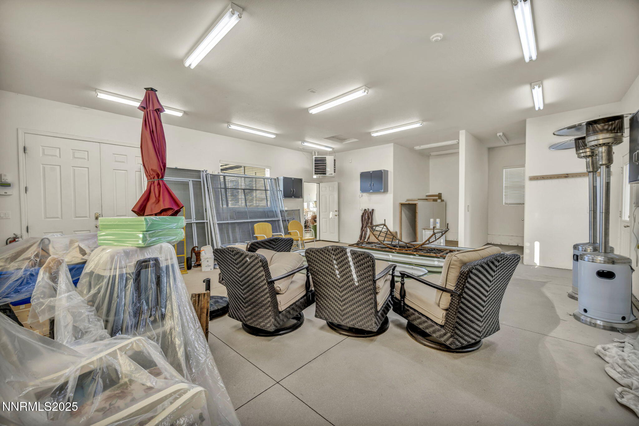 Sparks, Nevada, 89436, United States, 4 Bedrooms Bedrooms, ,3 BathroomsBathrooms,Residential,Active,1960113