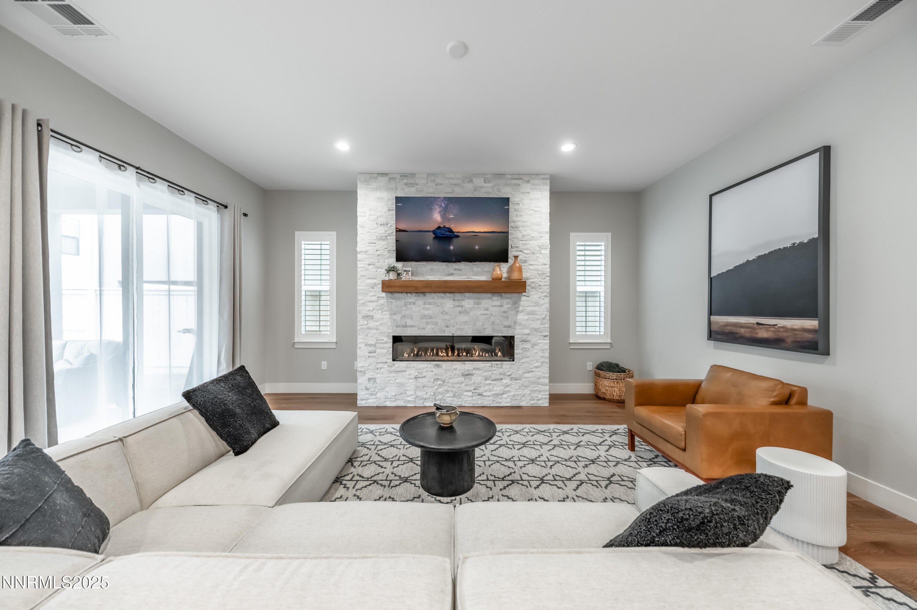 Reno, Nevada, 89511, United States, 5 Bedrooms Bedrooms, ,5 BathroomsBathrooms,Residential,Active,1992288