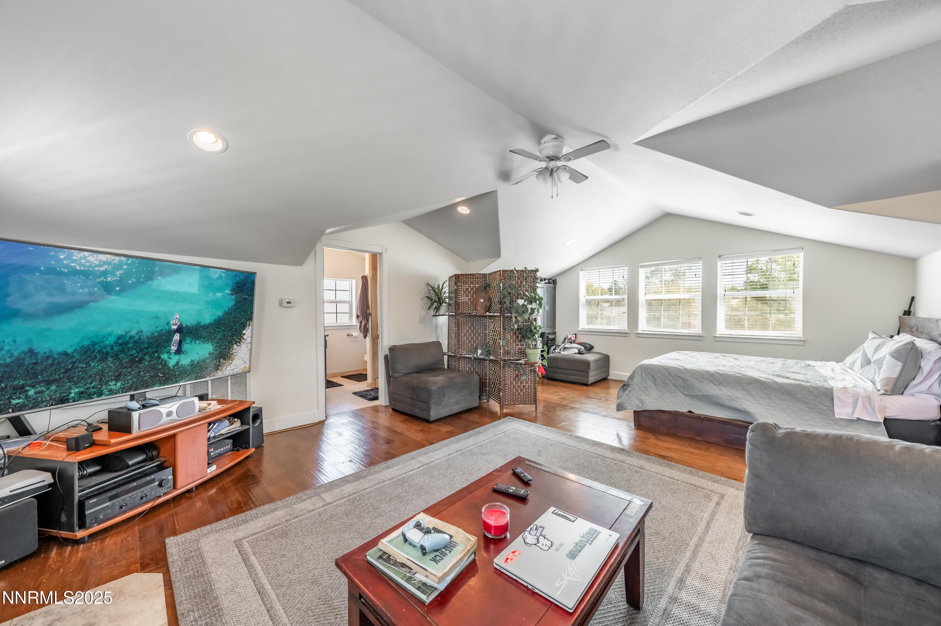 Minden, Nevada, 89423, United States, 4 Bedrooms Bedrooms, ,3 BathroomsBathrooms,Residential,Active,1987210