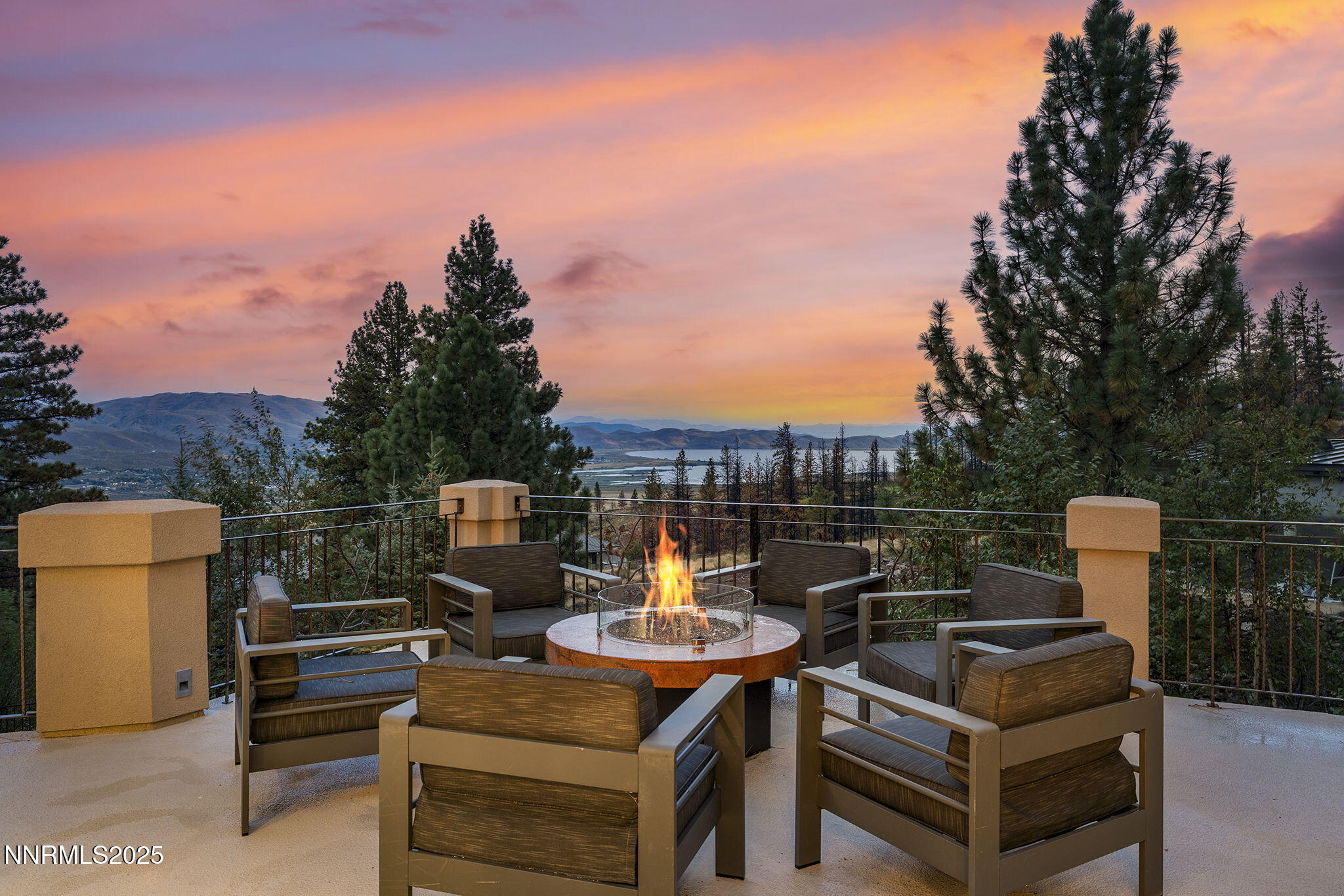 Reno, Nevada, 89511, United States, 4 Bedrooms Bedrooms, ,5 BathroomsBathrooms,Residential,Active,1929458