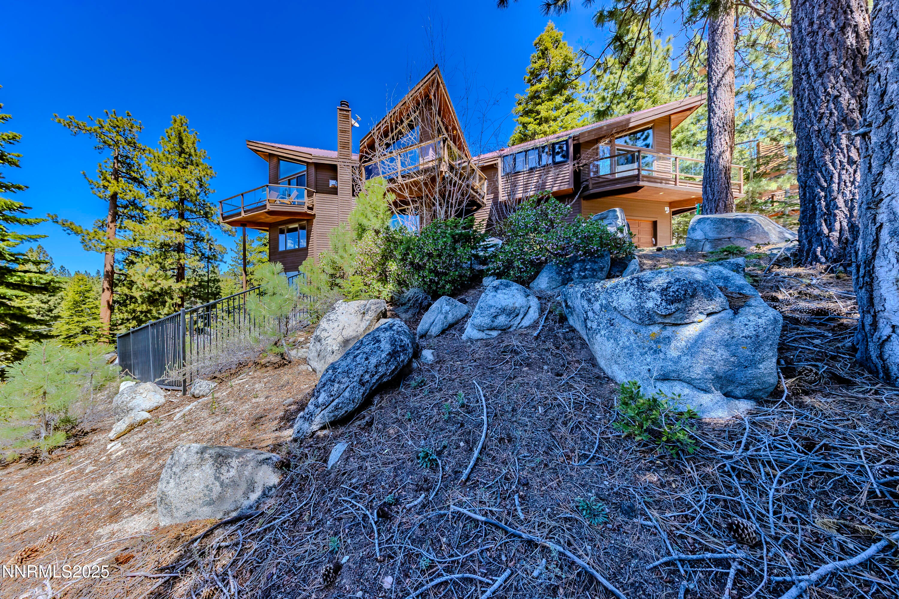 Stateline, Nevada, 89449, United States, 4 Bedrooms Bedrooms, ,5 BathroomsBathrooms,Residential,Active,1824502
