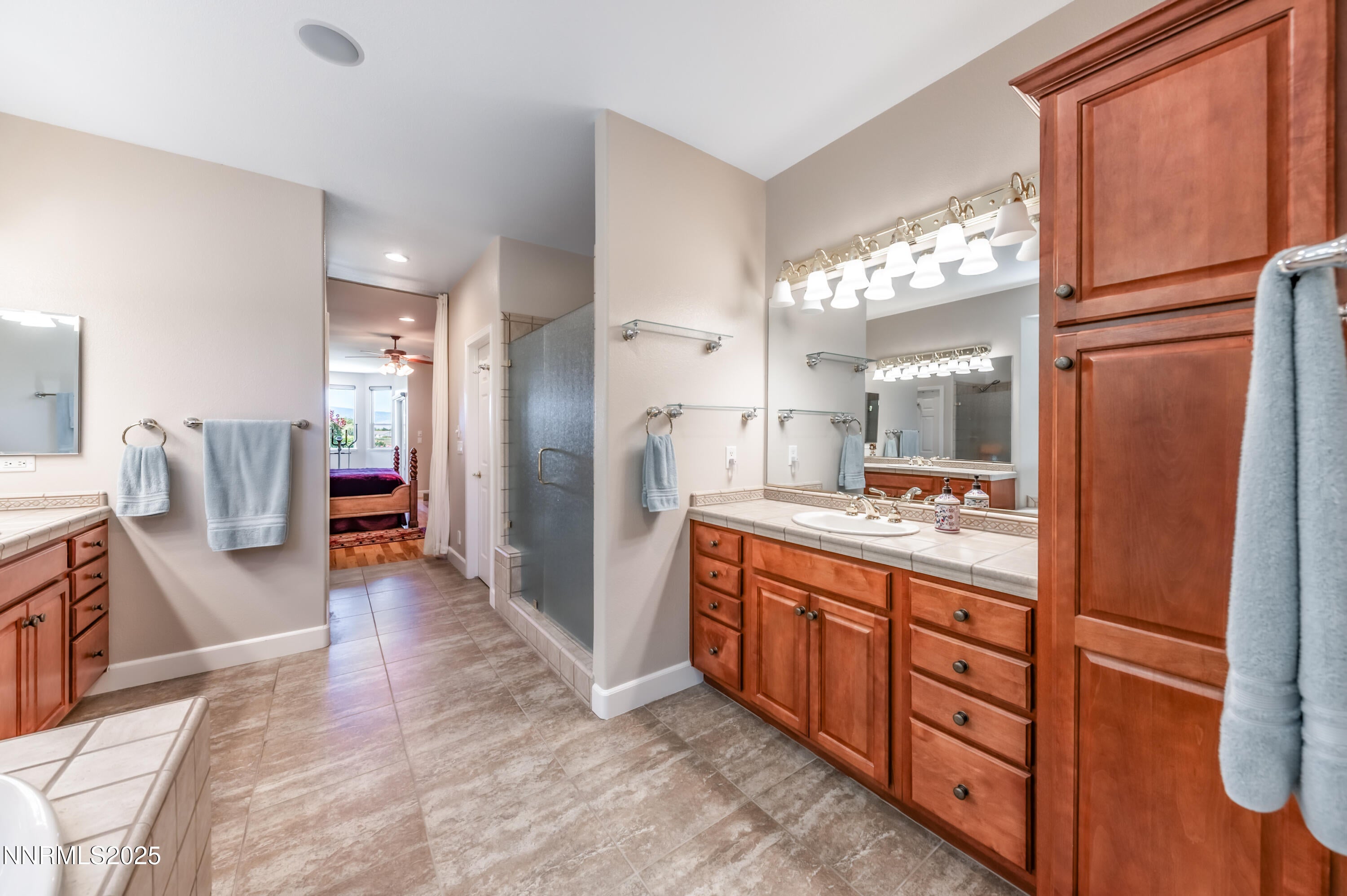 Sparks, Nevada, 89436, United States, 4 Bedrooms Bedrooms, ,4 BathroomsBathrooms,Residential,Contingent,2012893