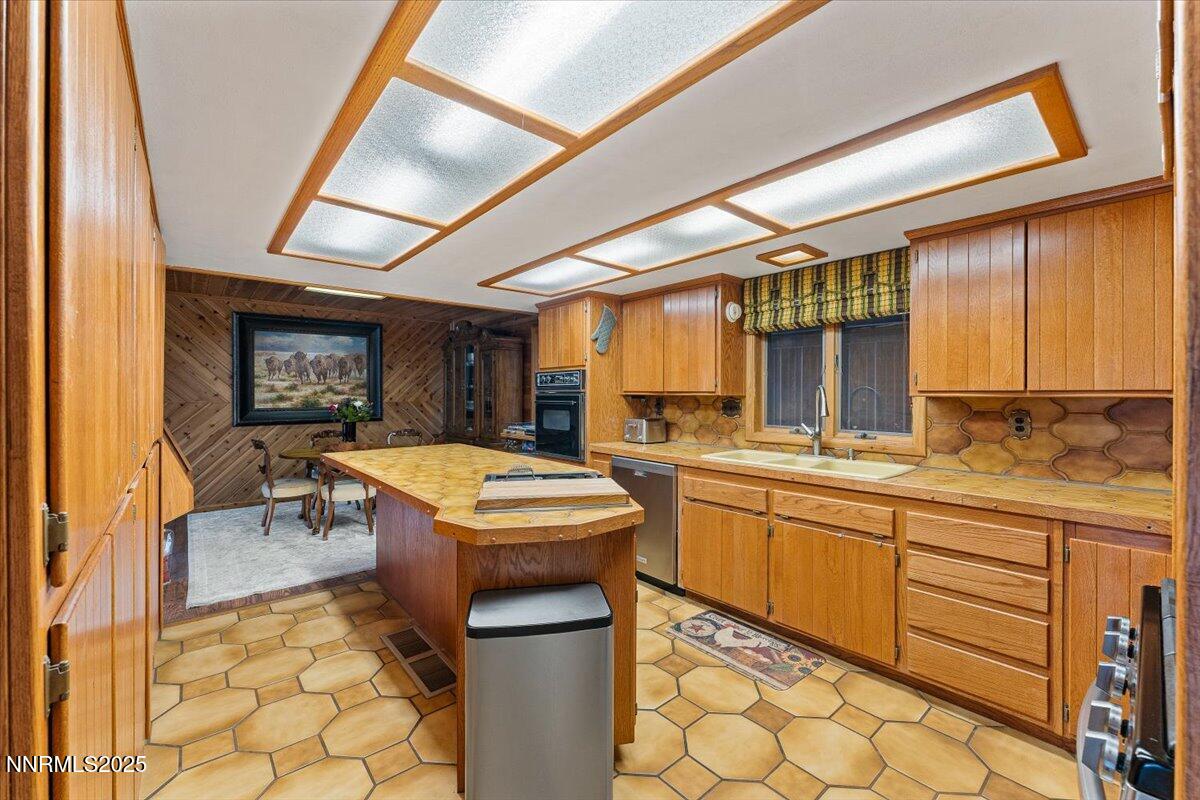 Reno, Nevada, 89511, United States, 3 Bedrooms Bedrooms, ,3 BathroomsBathrooms,Residential,Active,1919399