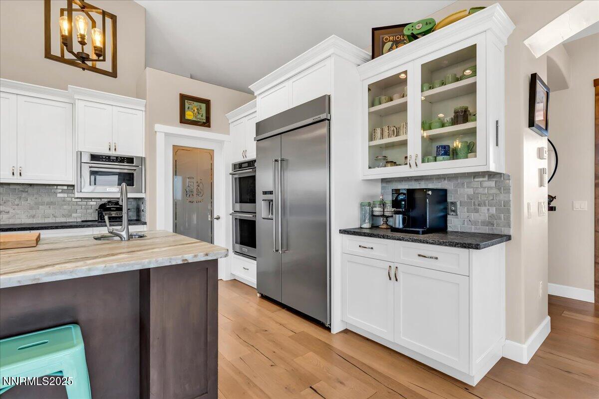 Reno, Nevada, 89521, United States, 5 Bedrooms Bedrooms, ,5 BathroomsBathrooms,Residential,Active,1894204