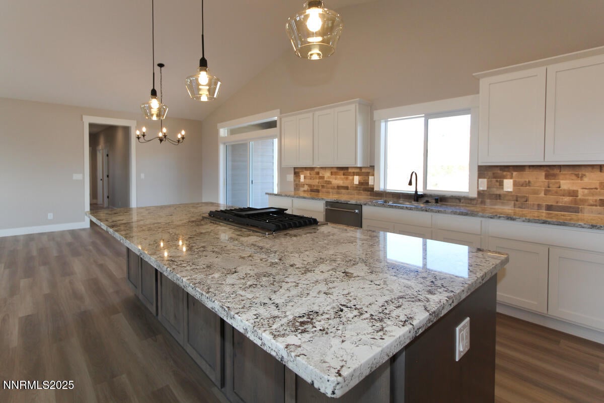 Minden, Nevada, 89423, United States, 4 Bedrooms Bedrooms, ,3 BathroomsBathrooms,Residential,Active,1990014