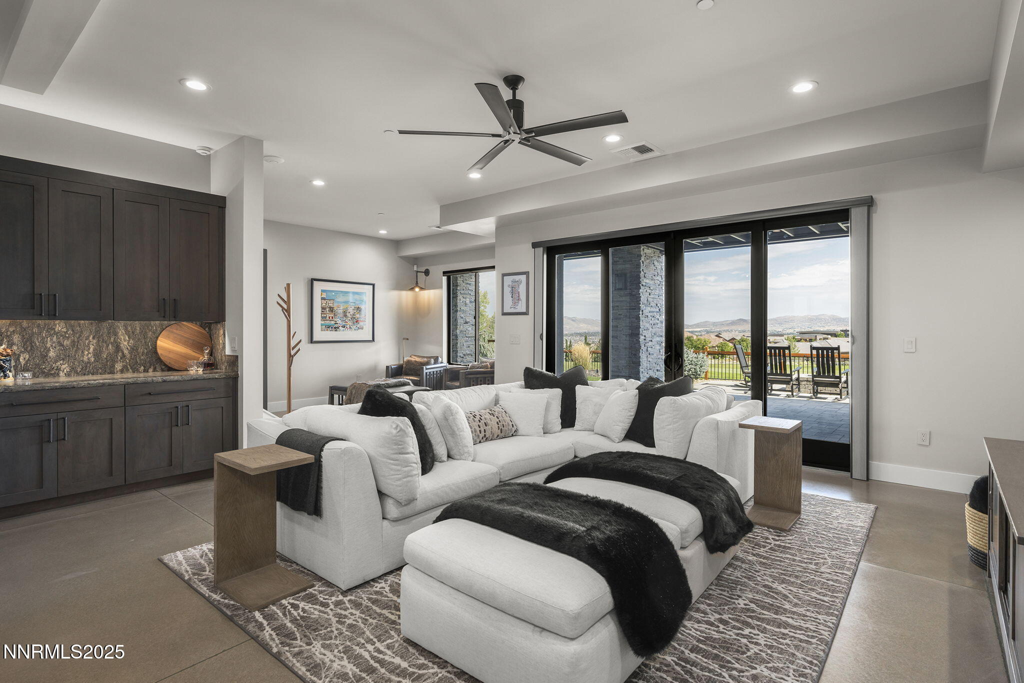 Sparks, Nevada, 89436, United States, 5 Bedrooms Bedrooms, ,4 BathroomsBathrooms,Residential,Active,1942357