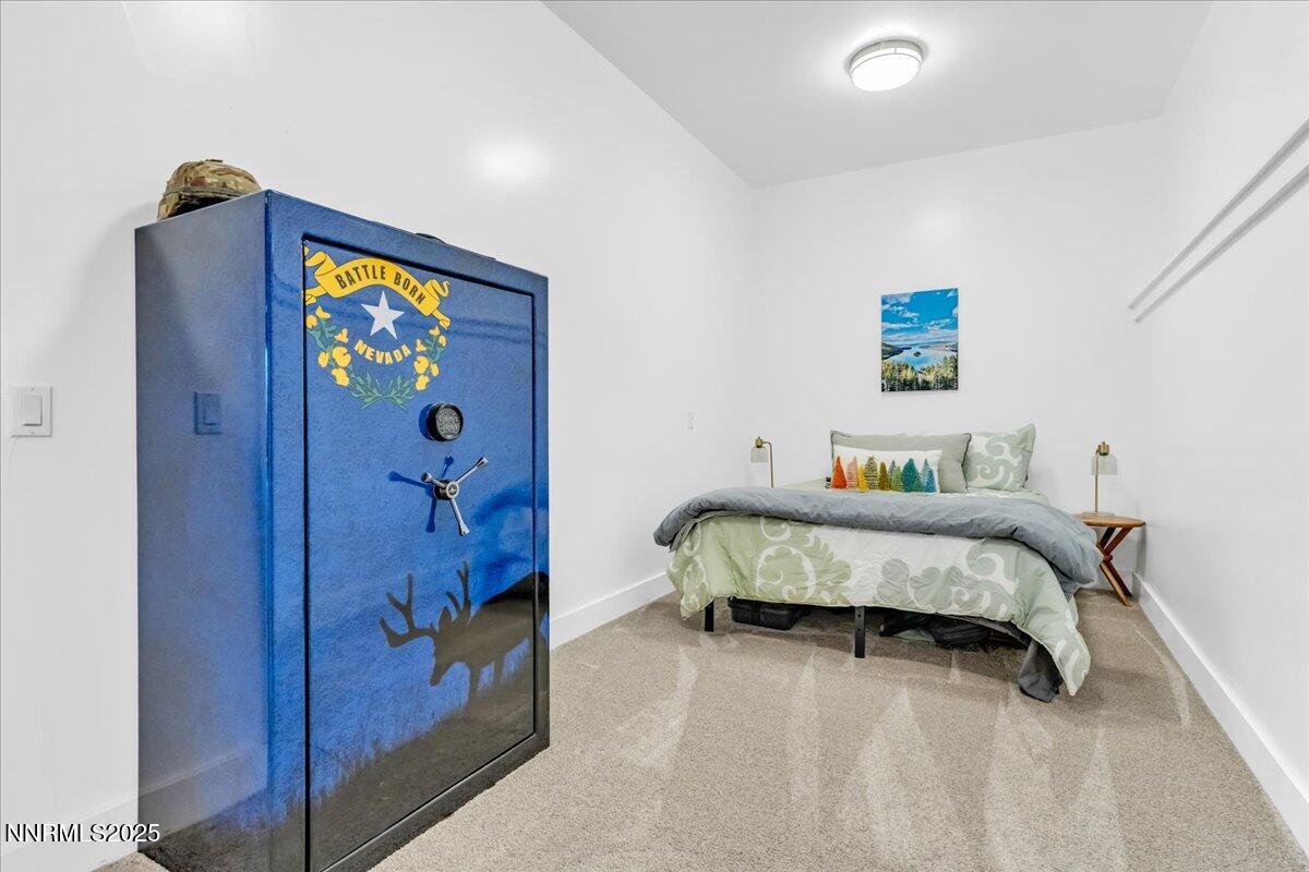 Reno, Nevada, 89521, United States, 5 Bedrooms Bedrooms, ,5 BathroomsBathrooms,Residential,Active,1894204